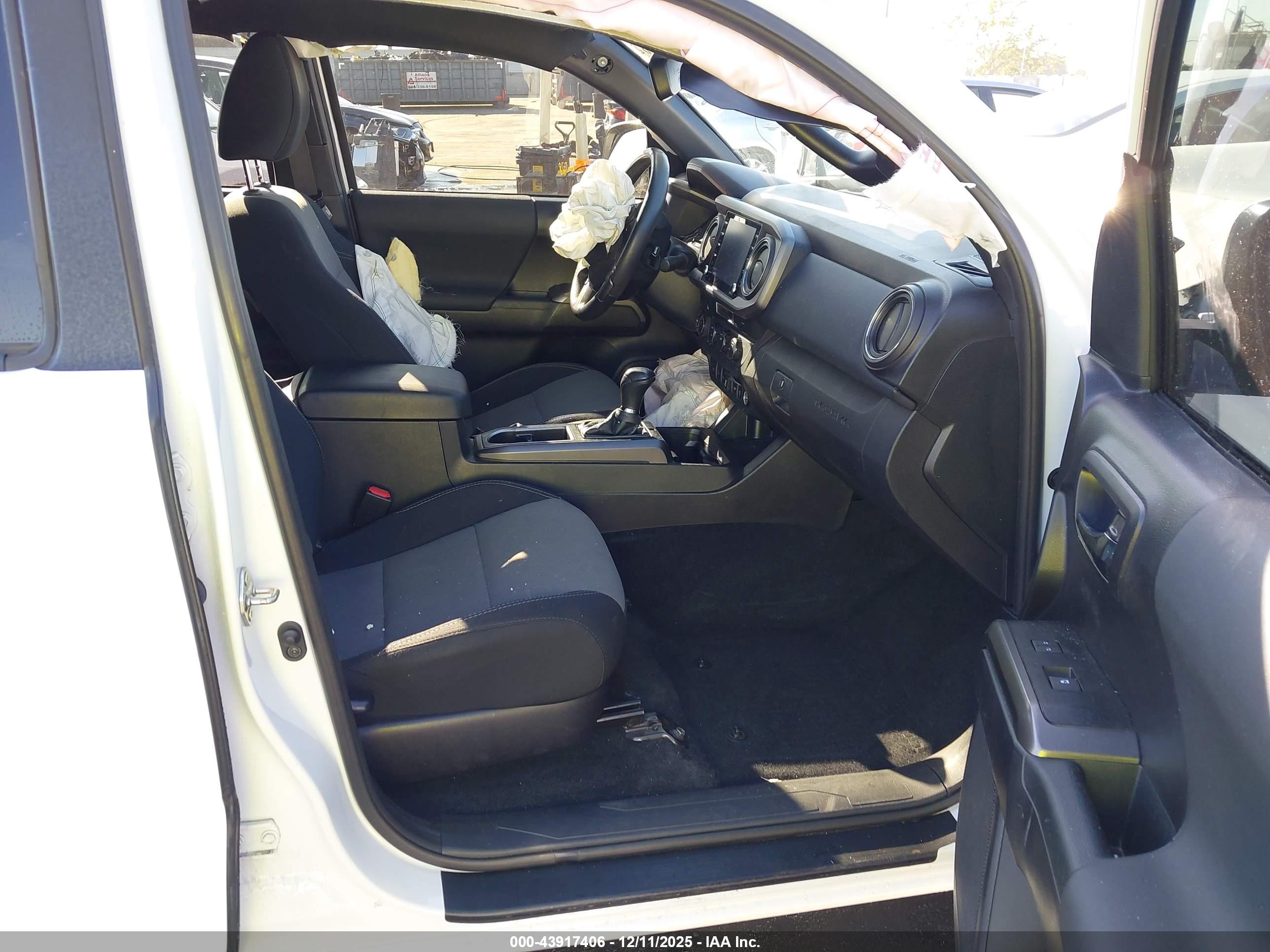 TOYOTA TACOMA image 5