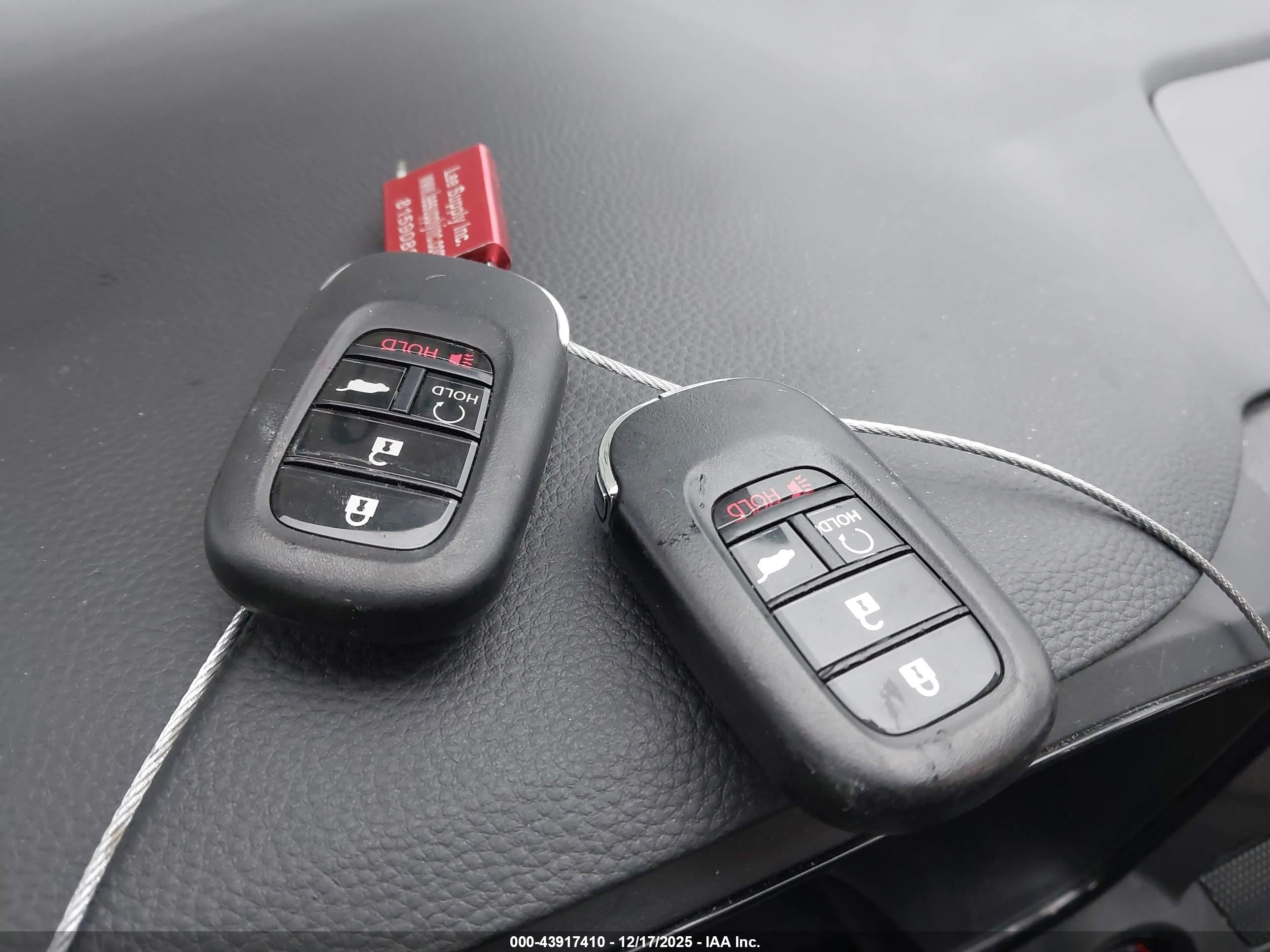 HONDA CR-V image 11