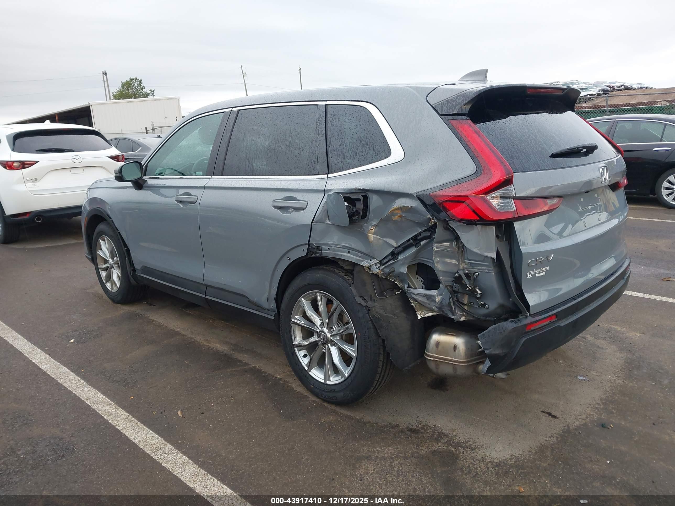 HONDA CR-V image 3