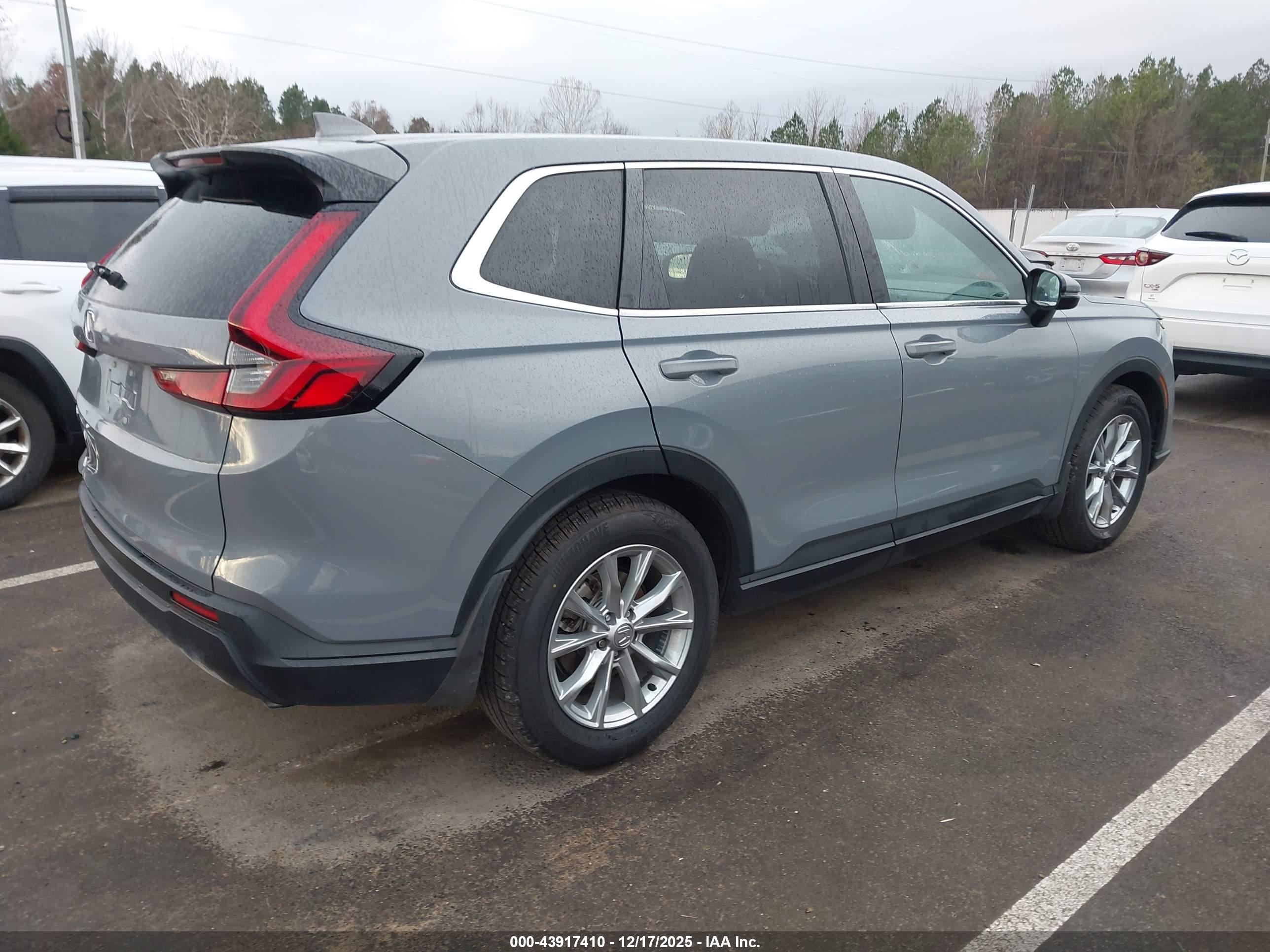 HONDA CR-V image 4