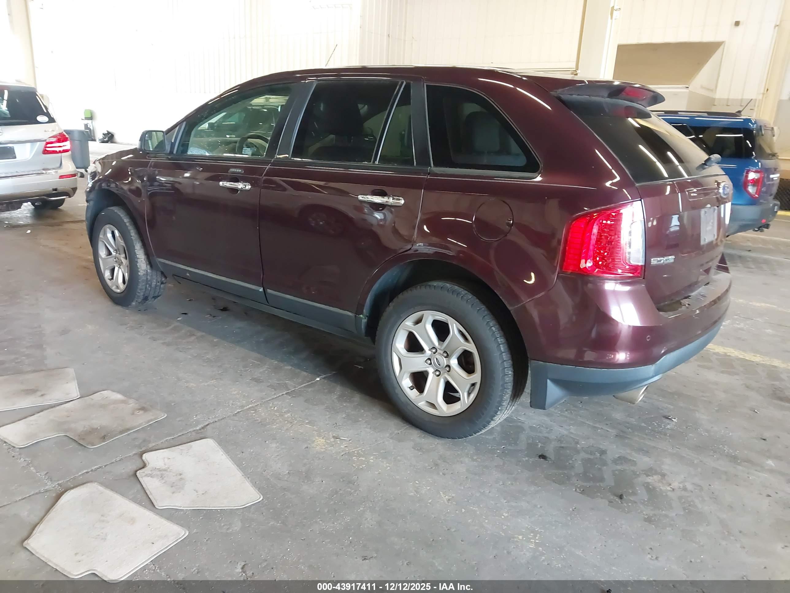 FORD EDGE image 3