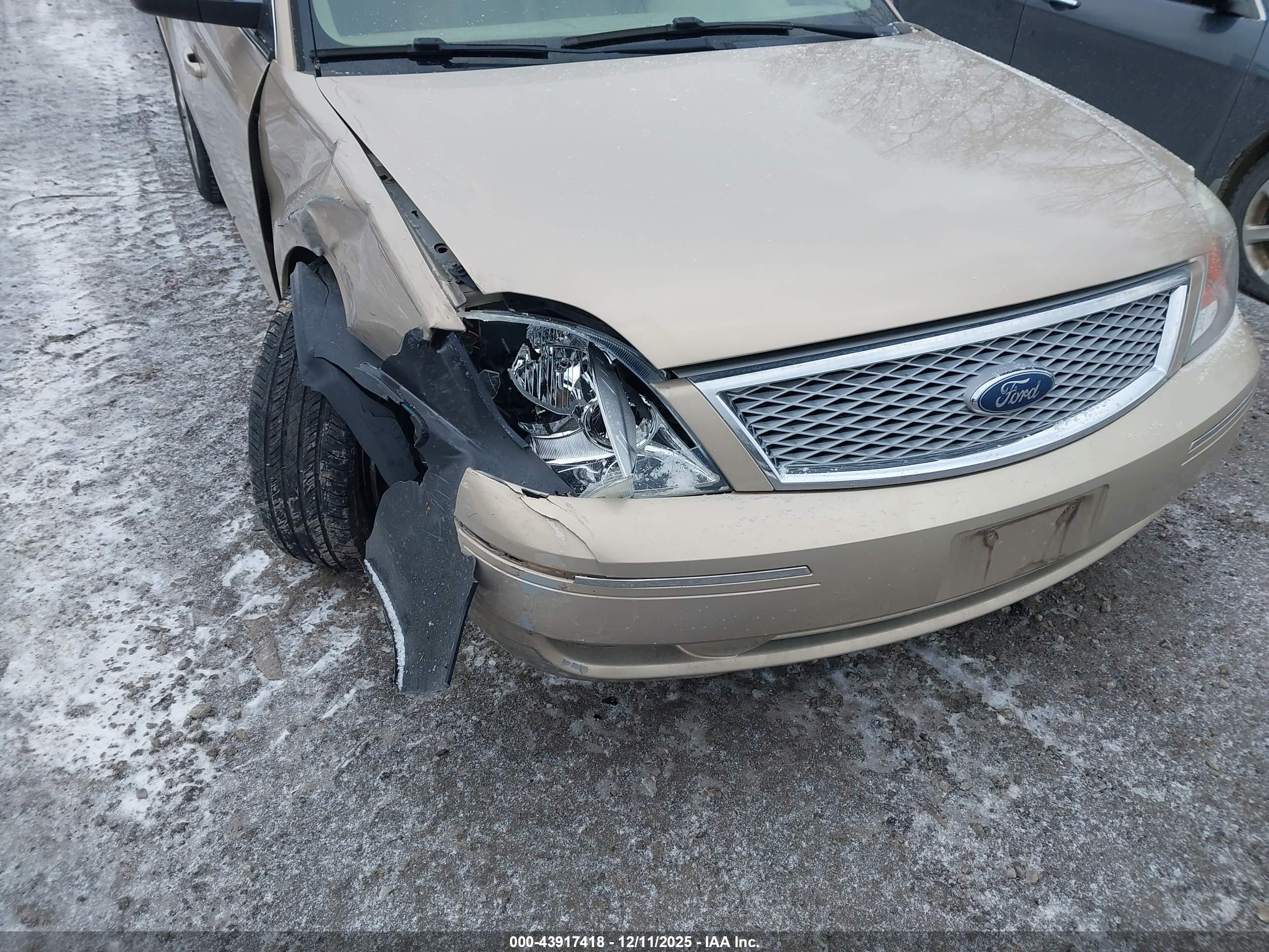 FORD FIVE image 6