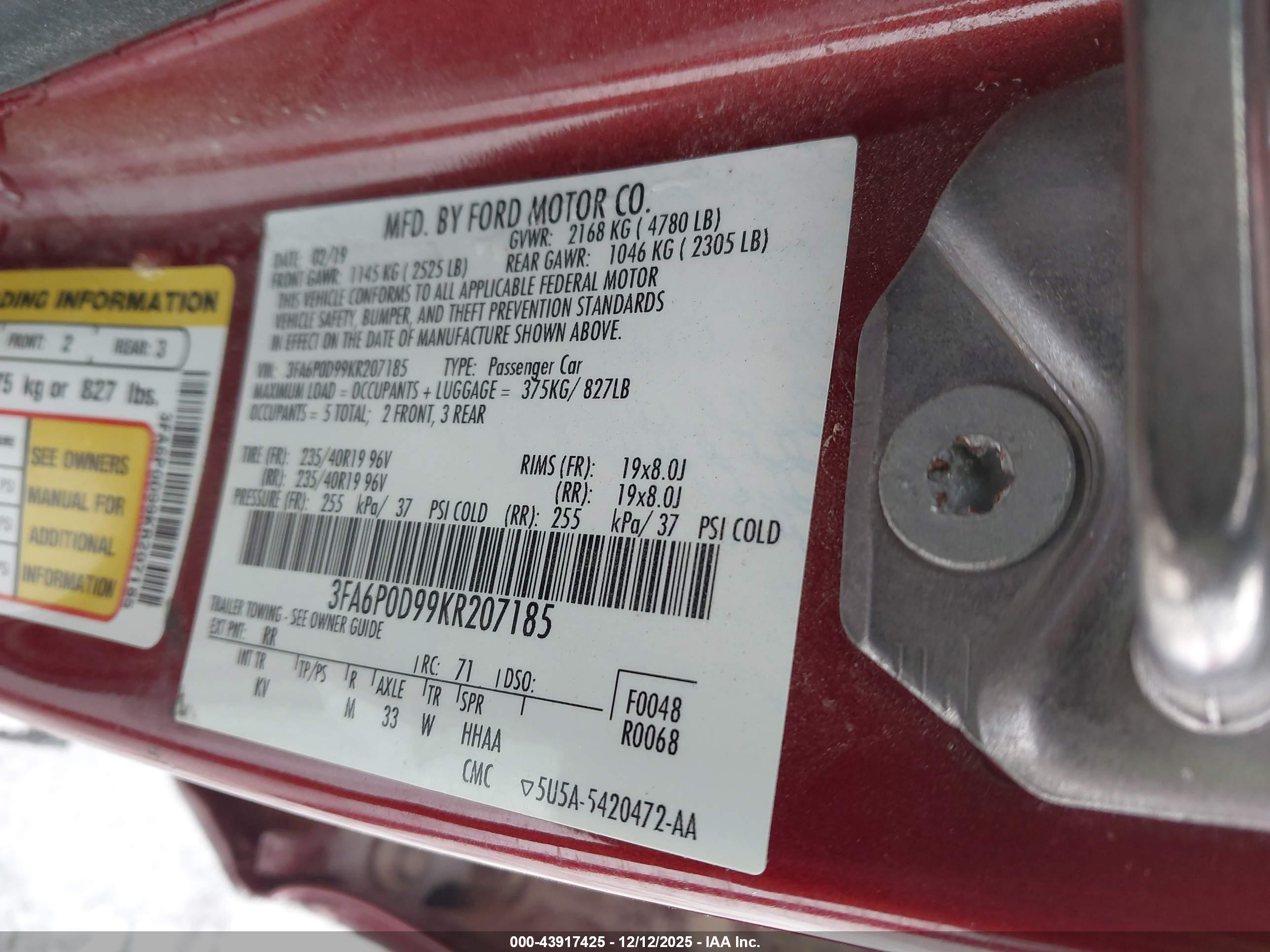 FORD FUSION image 9