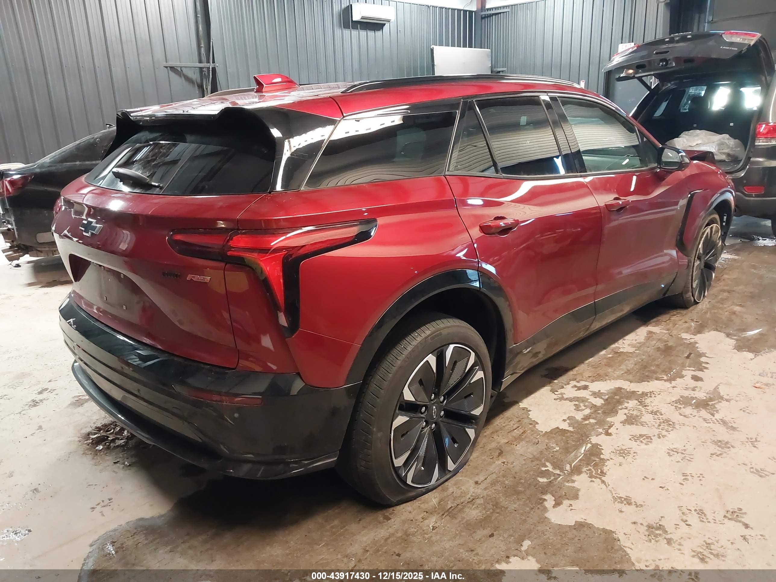 CHEVROLET BLAZER image 4