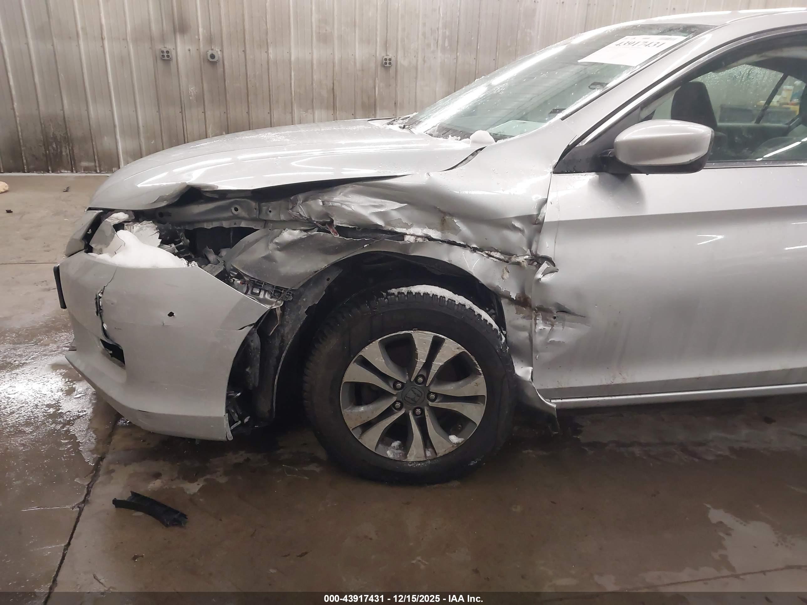 HONDA ACCORD image 6