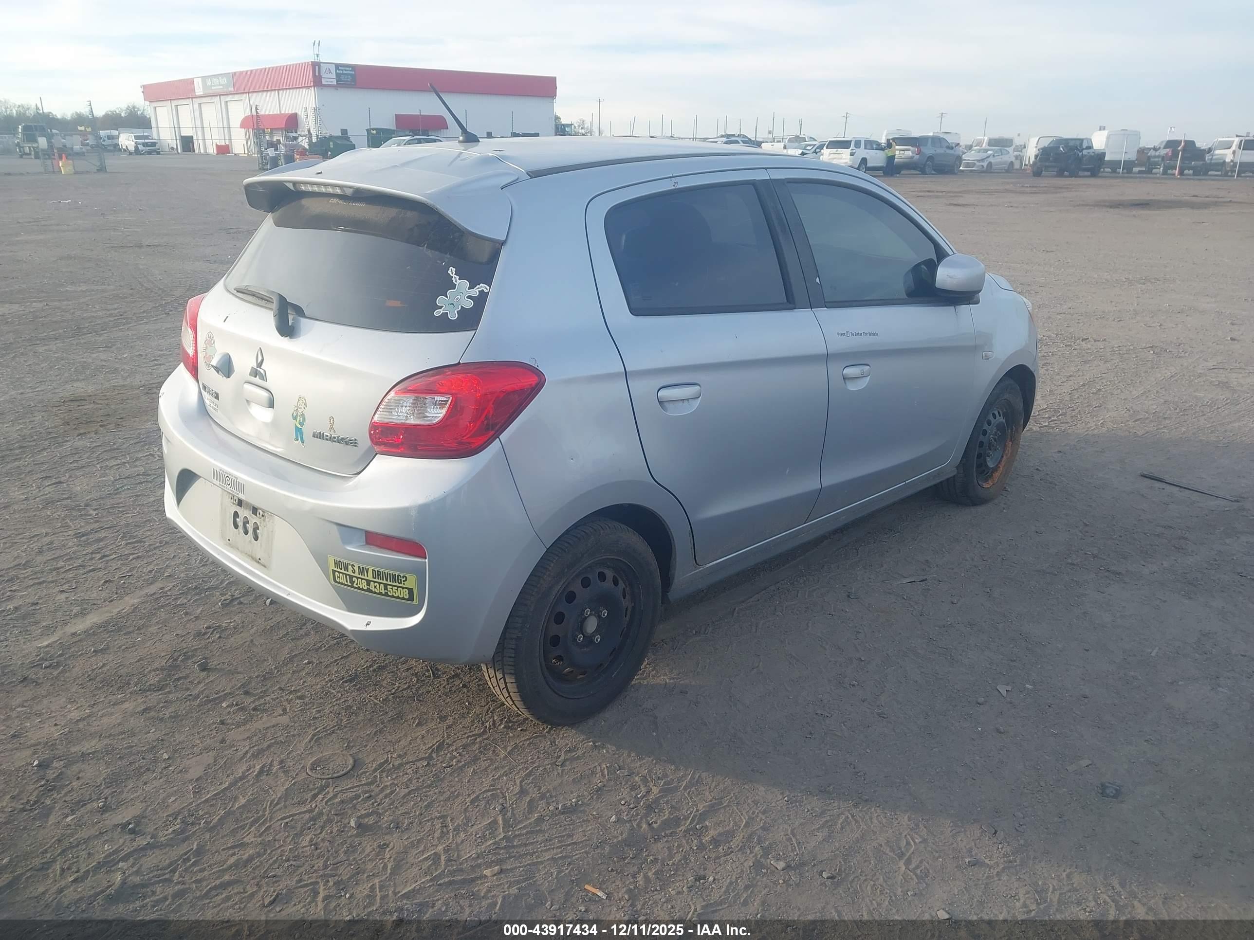 MITSUBISHI MIRAGE image 4