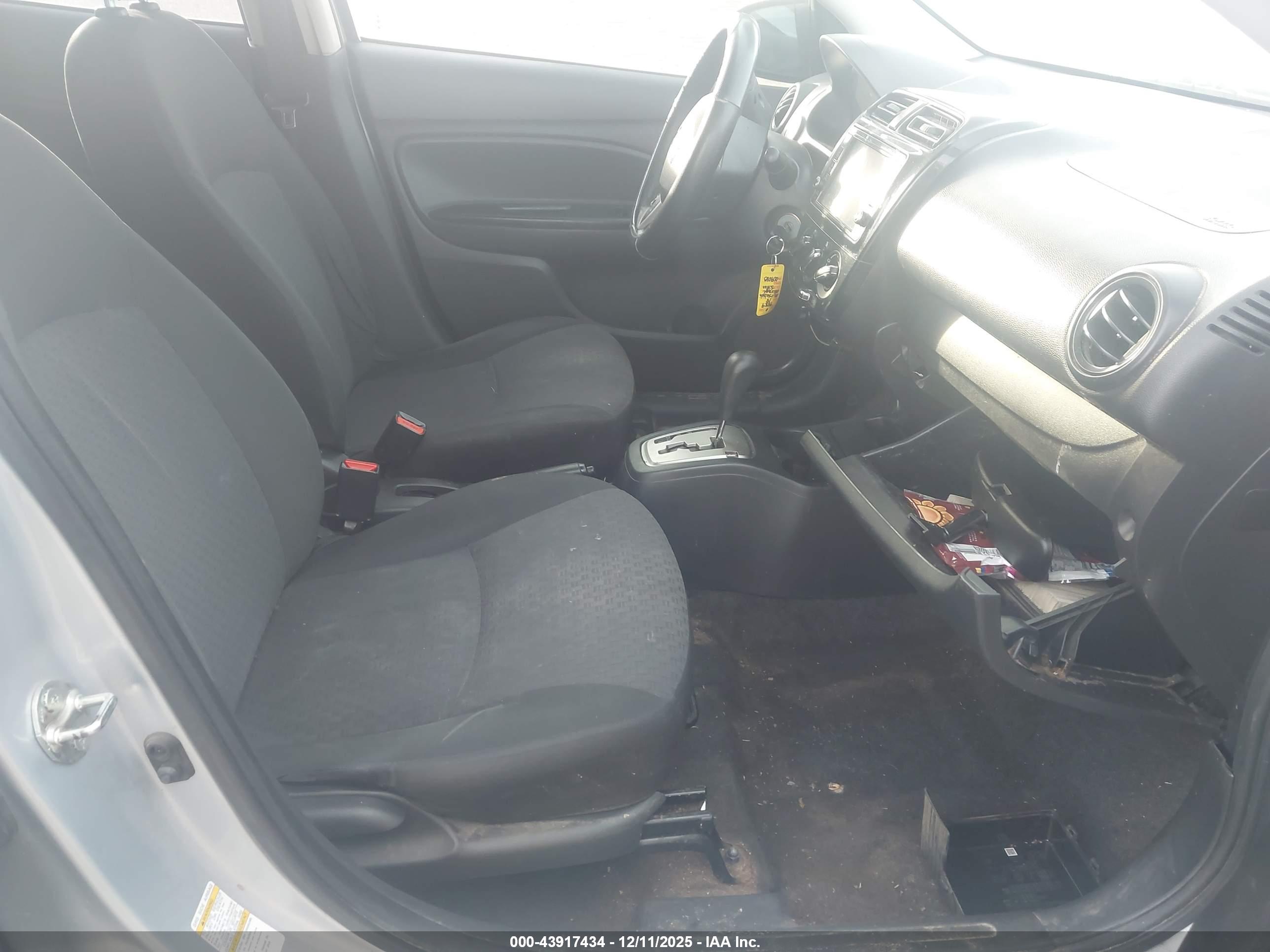 MITSUBISHI MIRAGE image 5