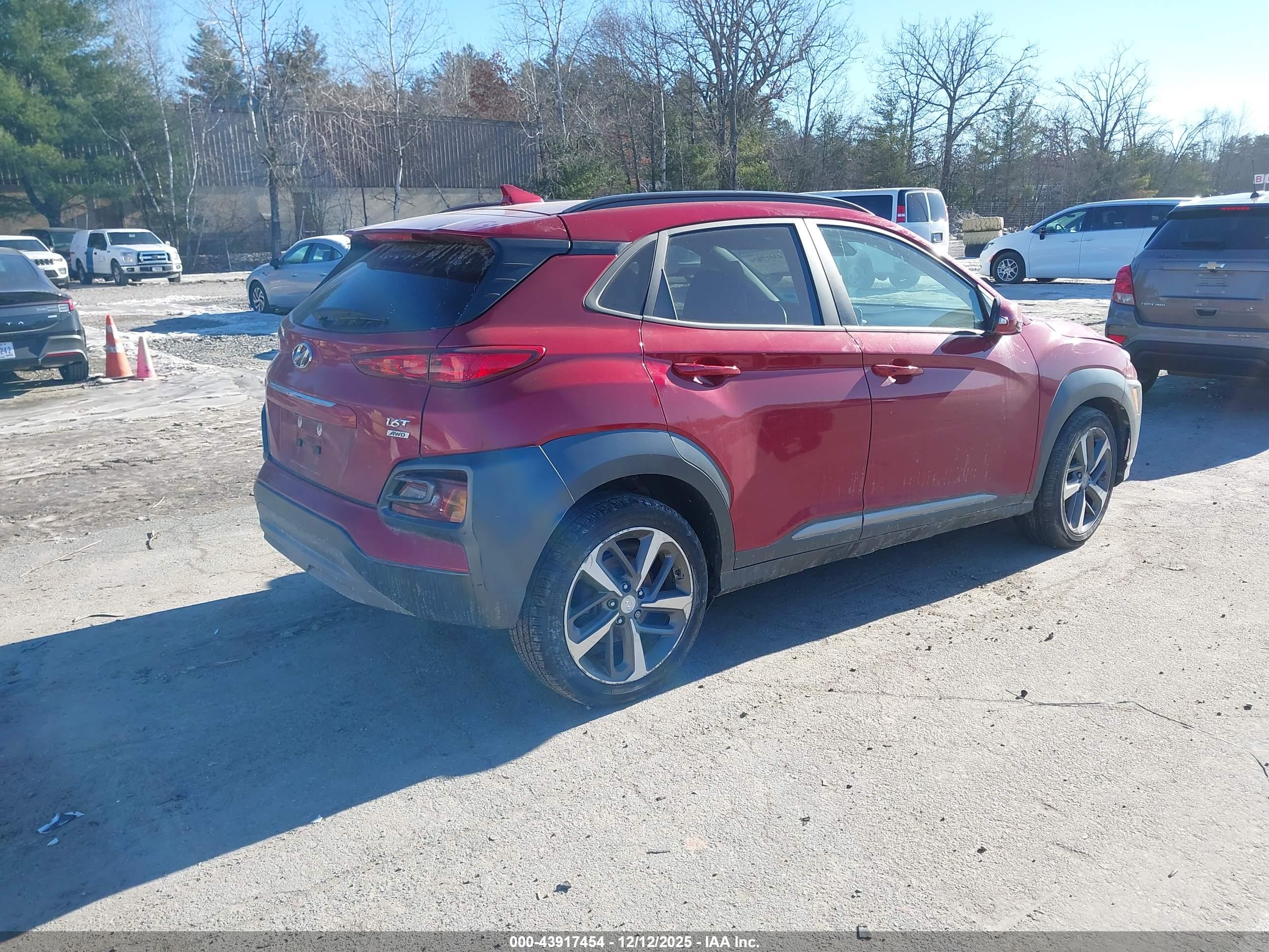 HYUNDAI KONA image 4