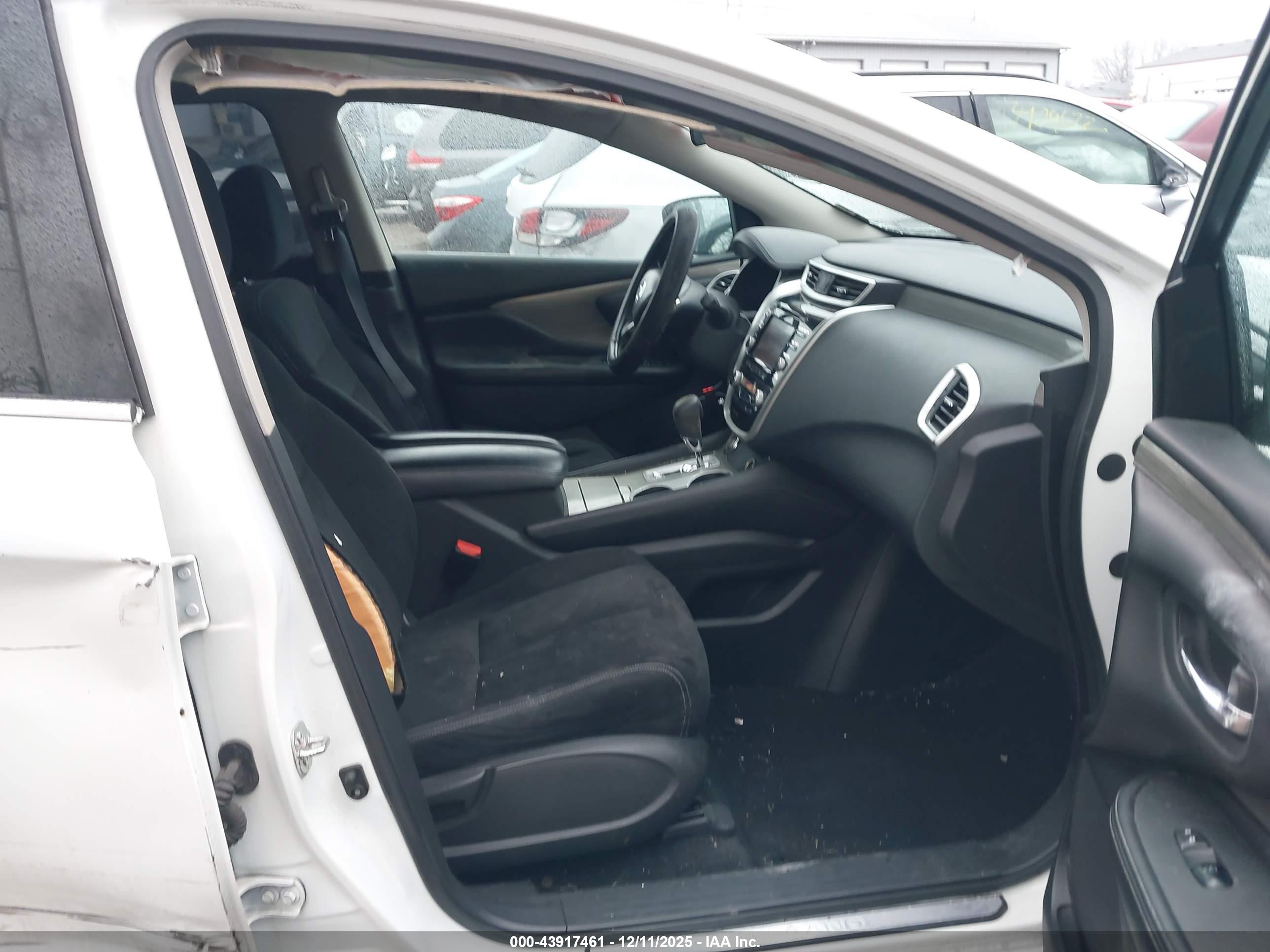NISSAN MURANO image 5