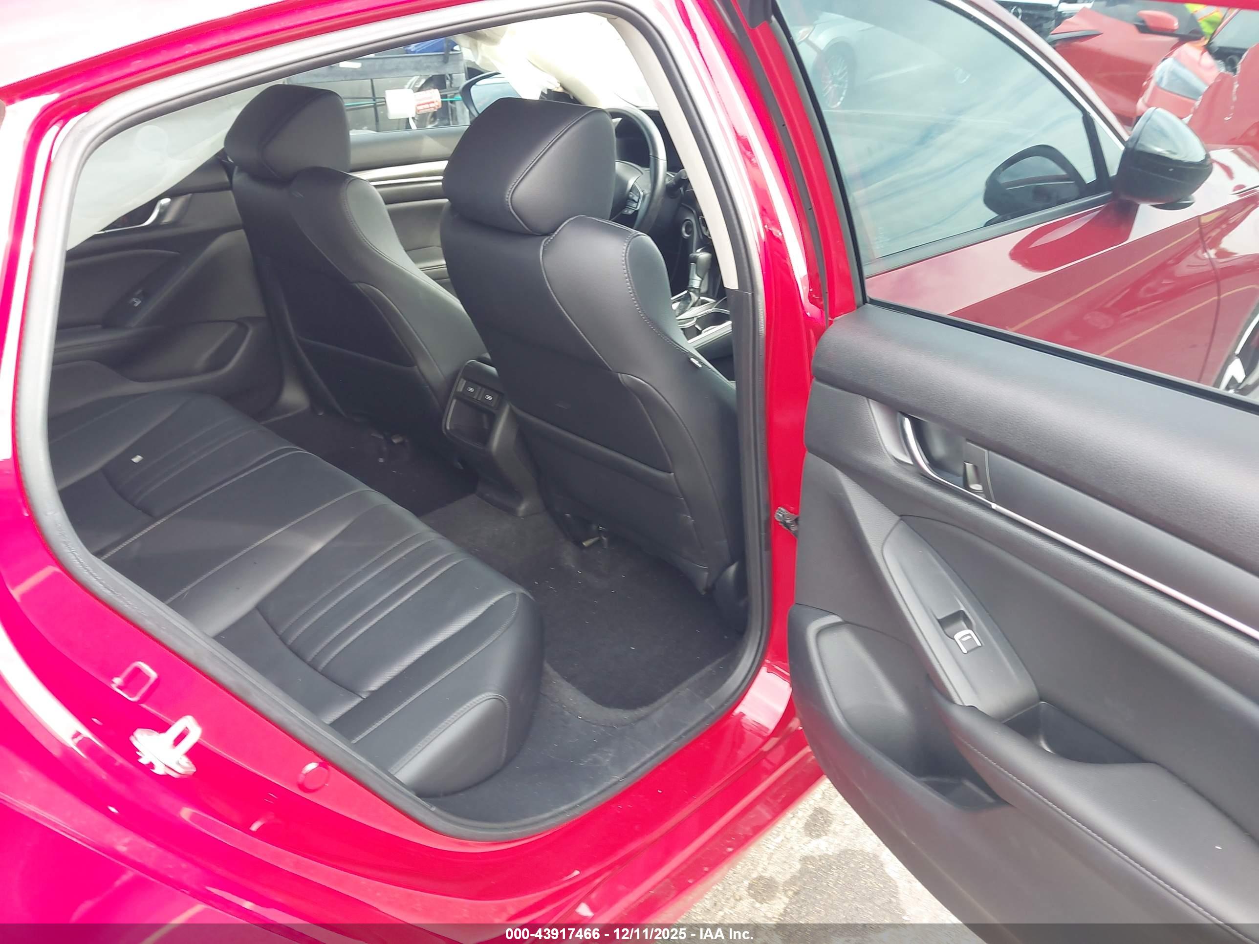 HONDA ACCORD image 8