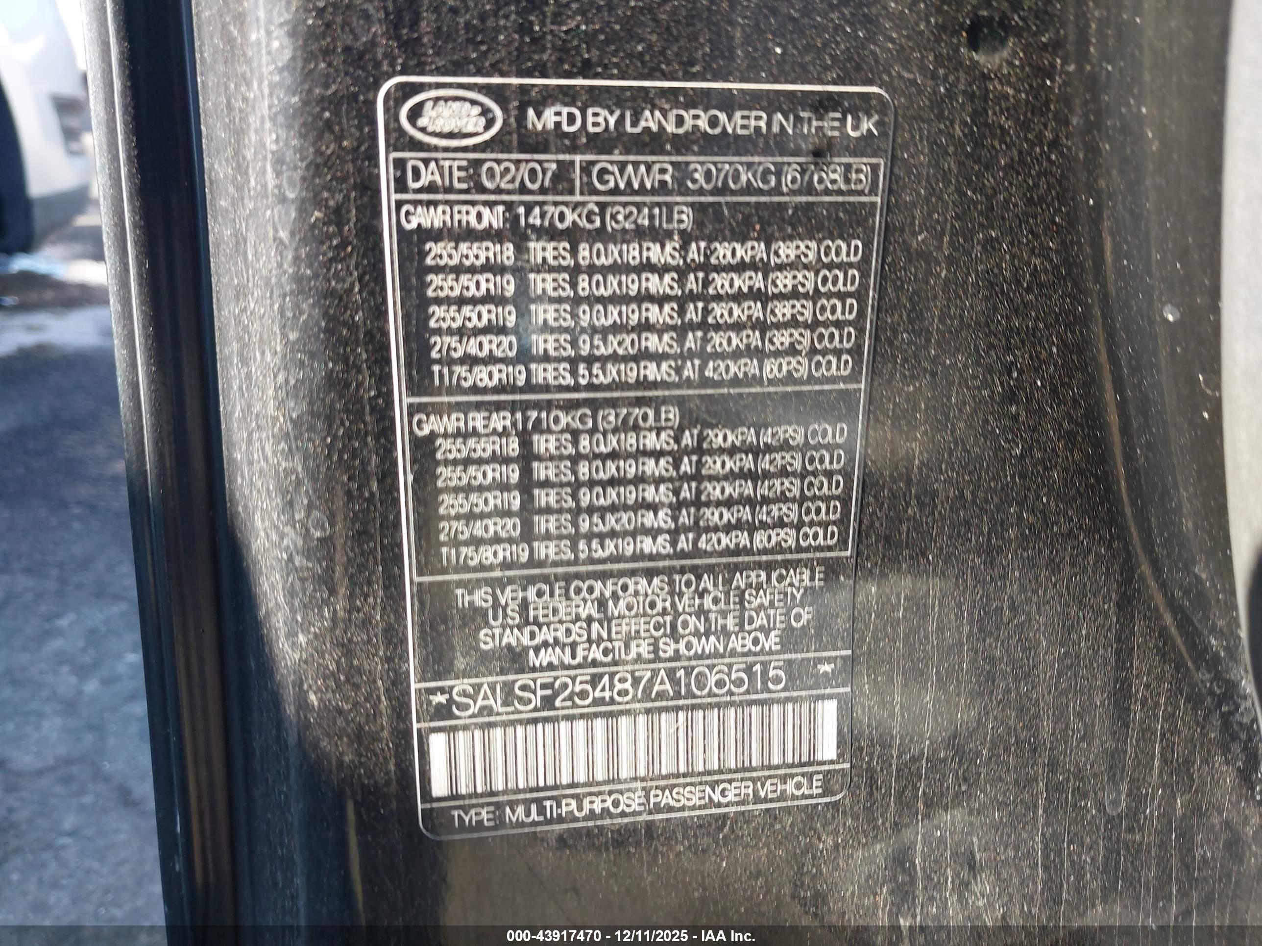 LAND ROVER image 9