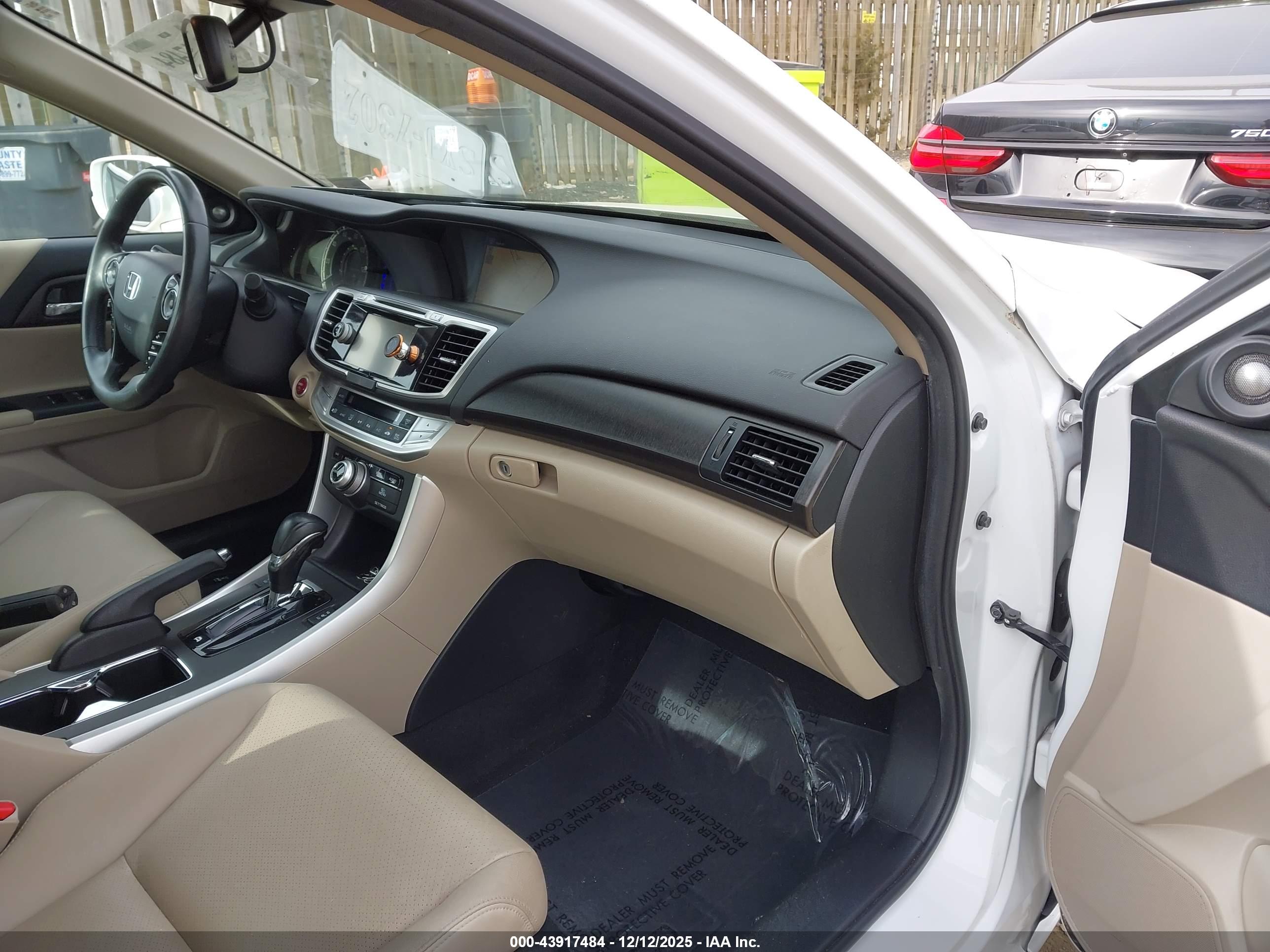 HONDA ACCORD image 5