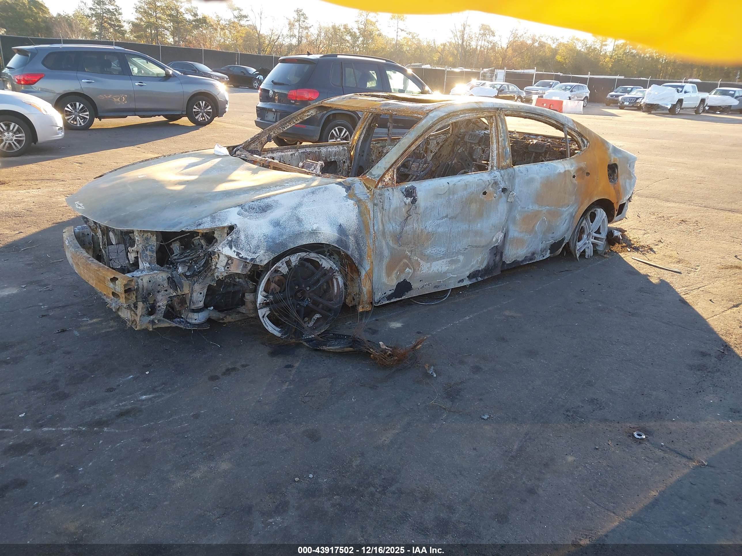 LEXUS ES image 2