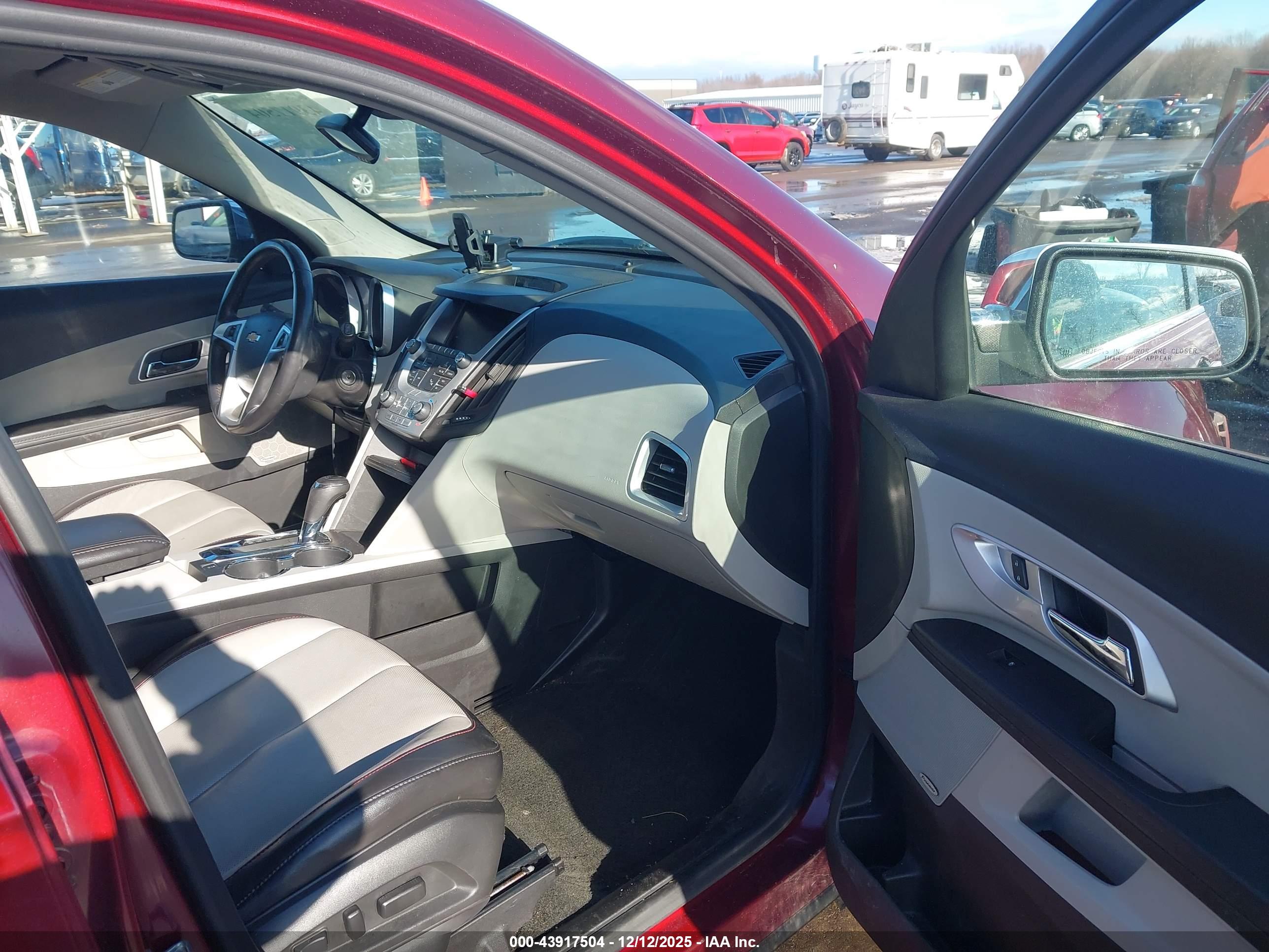 CHEVROLET EQUINOX image 5