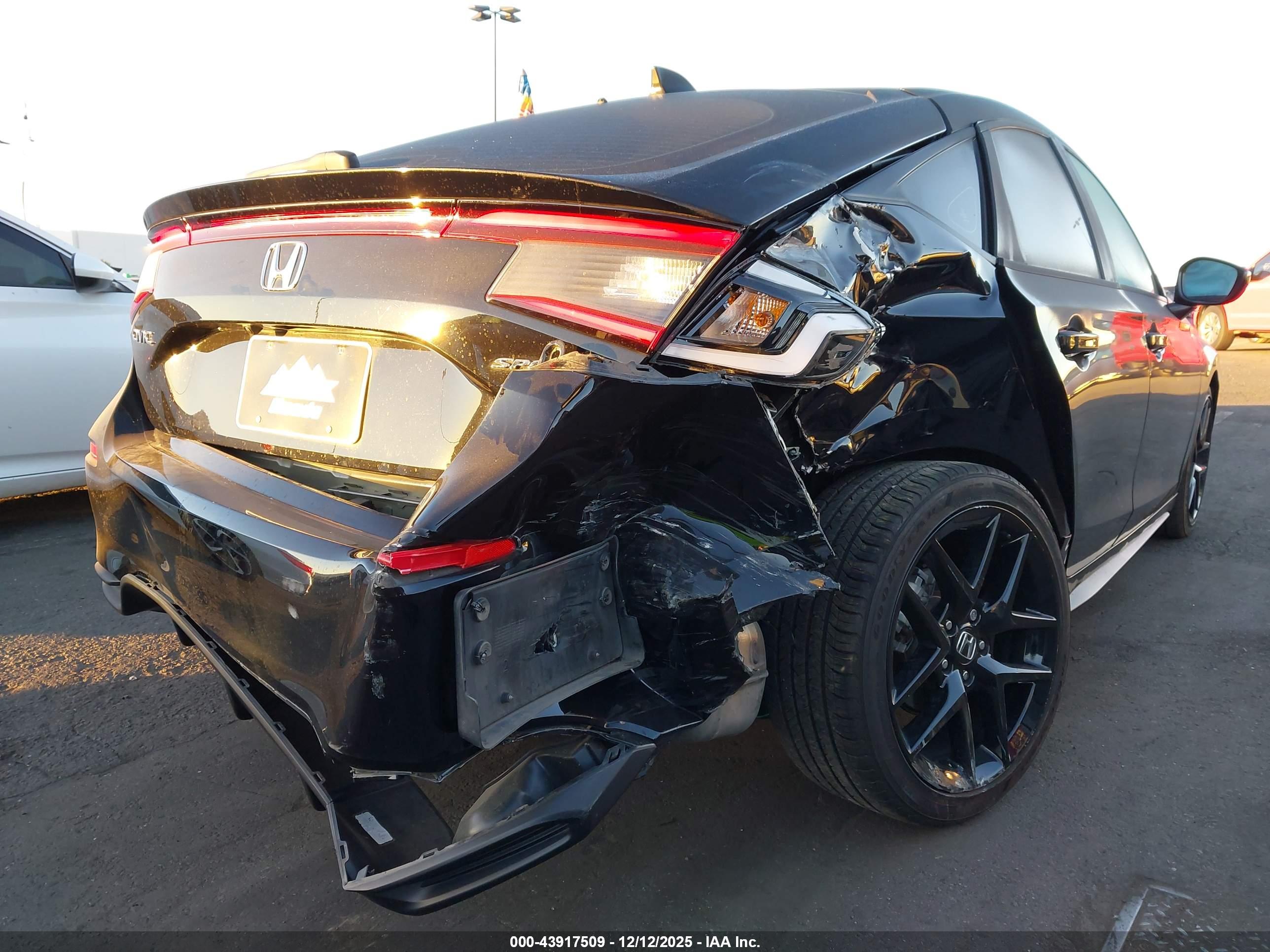 HONDA CIVIC image 6