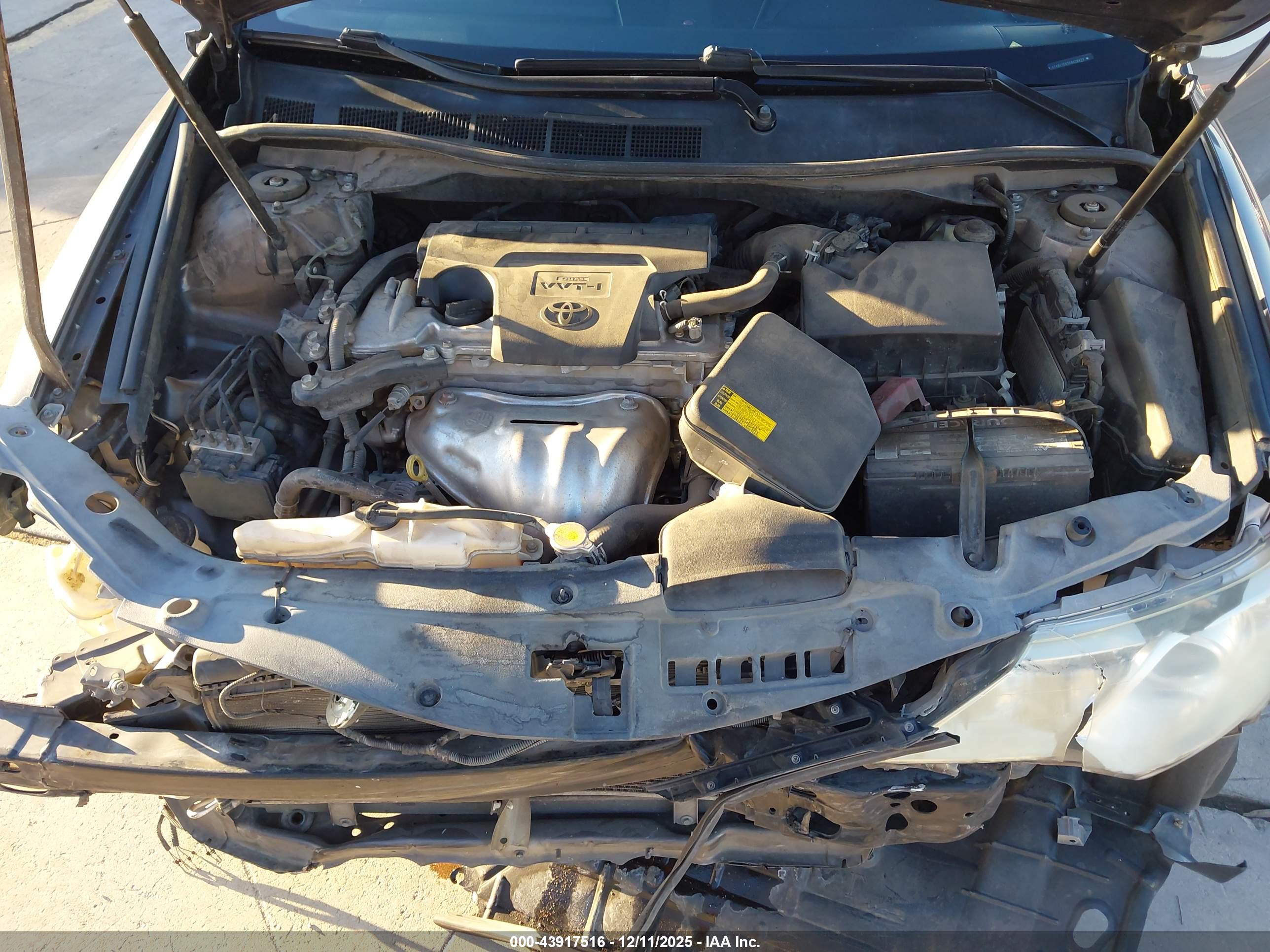 TOYOTA CAMRY image 10