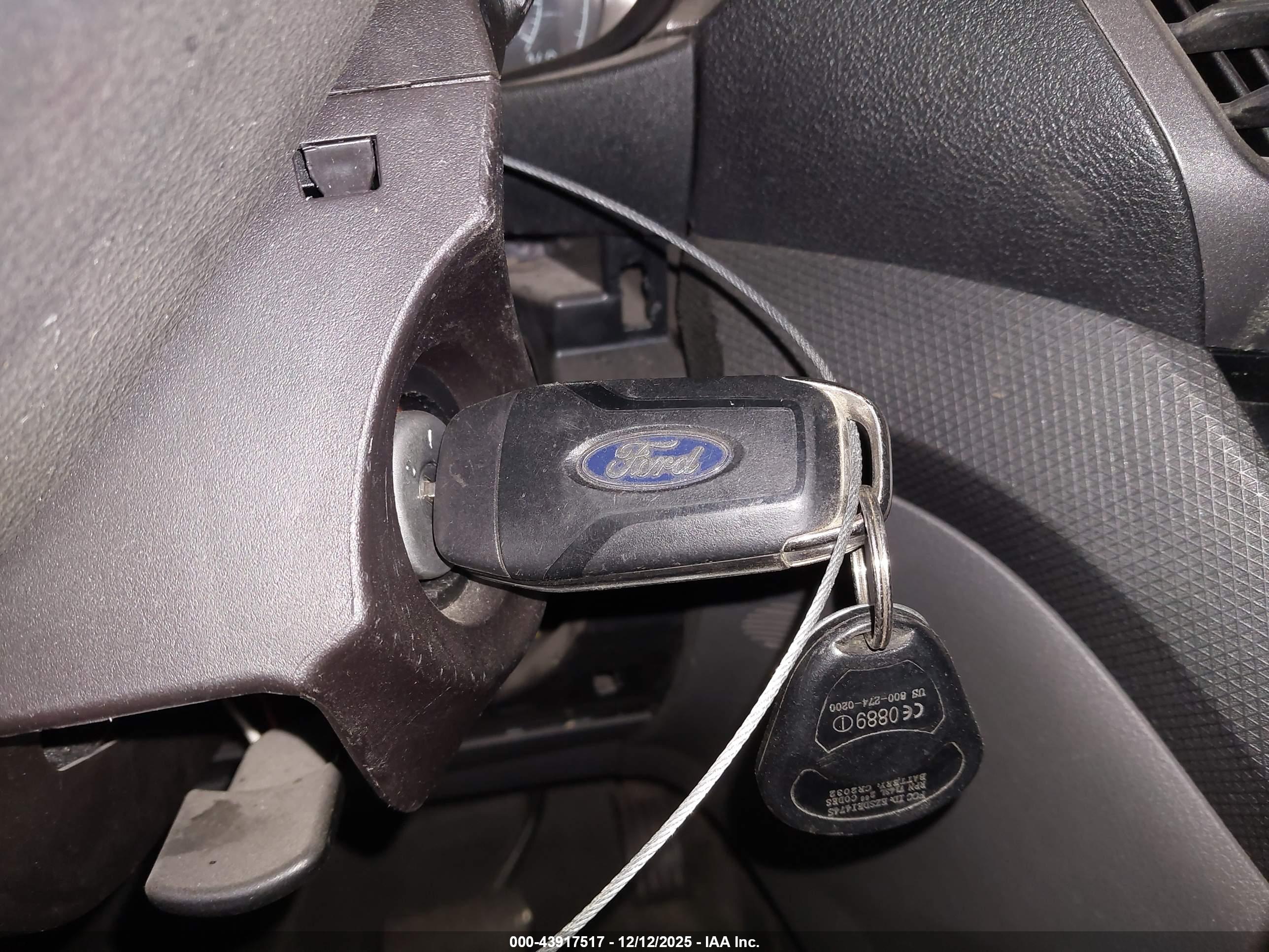 FORD TRANSIT image 11