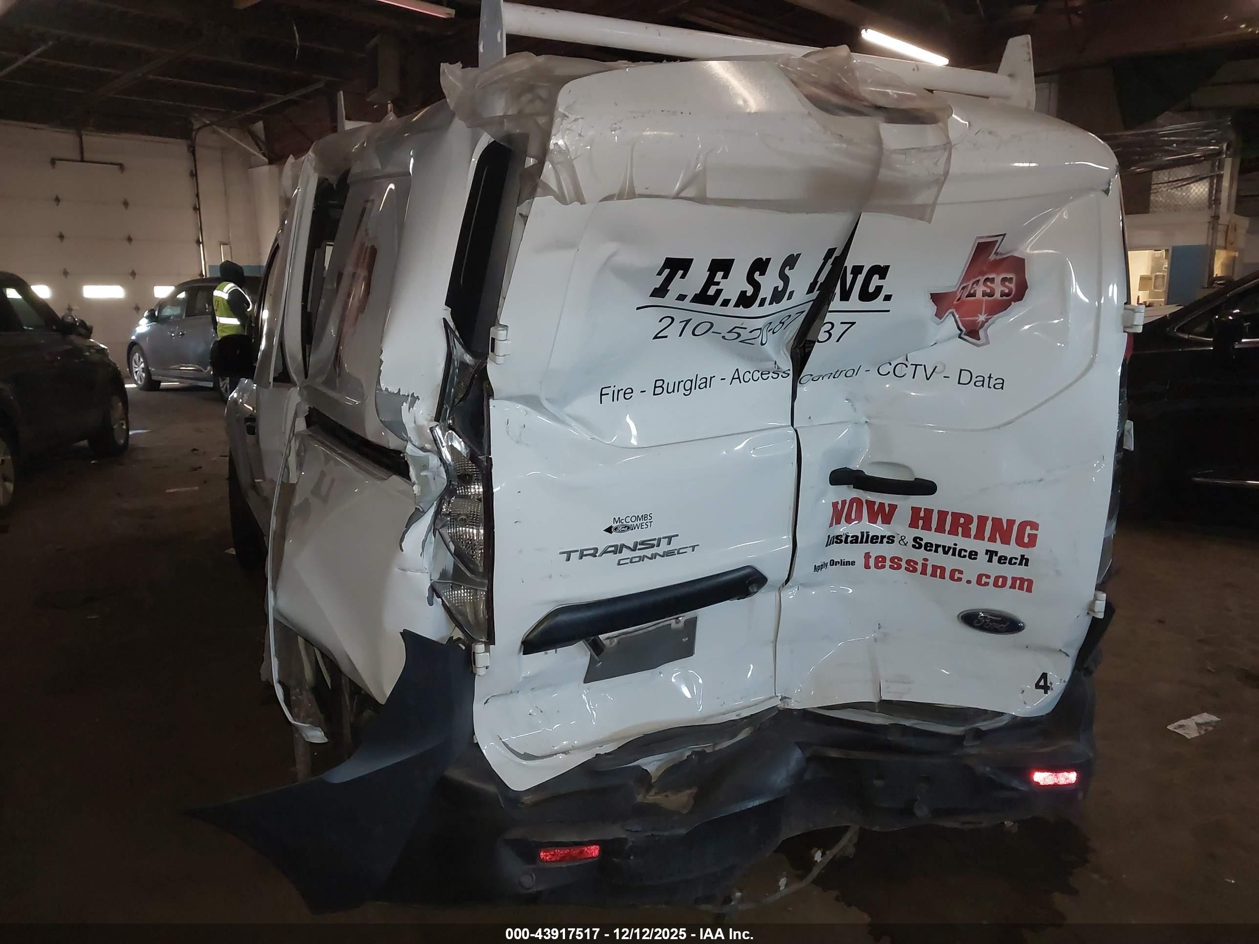 FORD TRANSIT image 6
