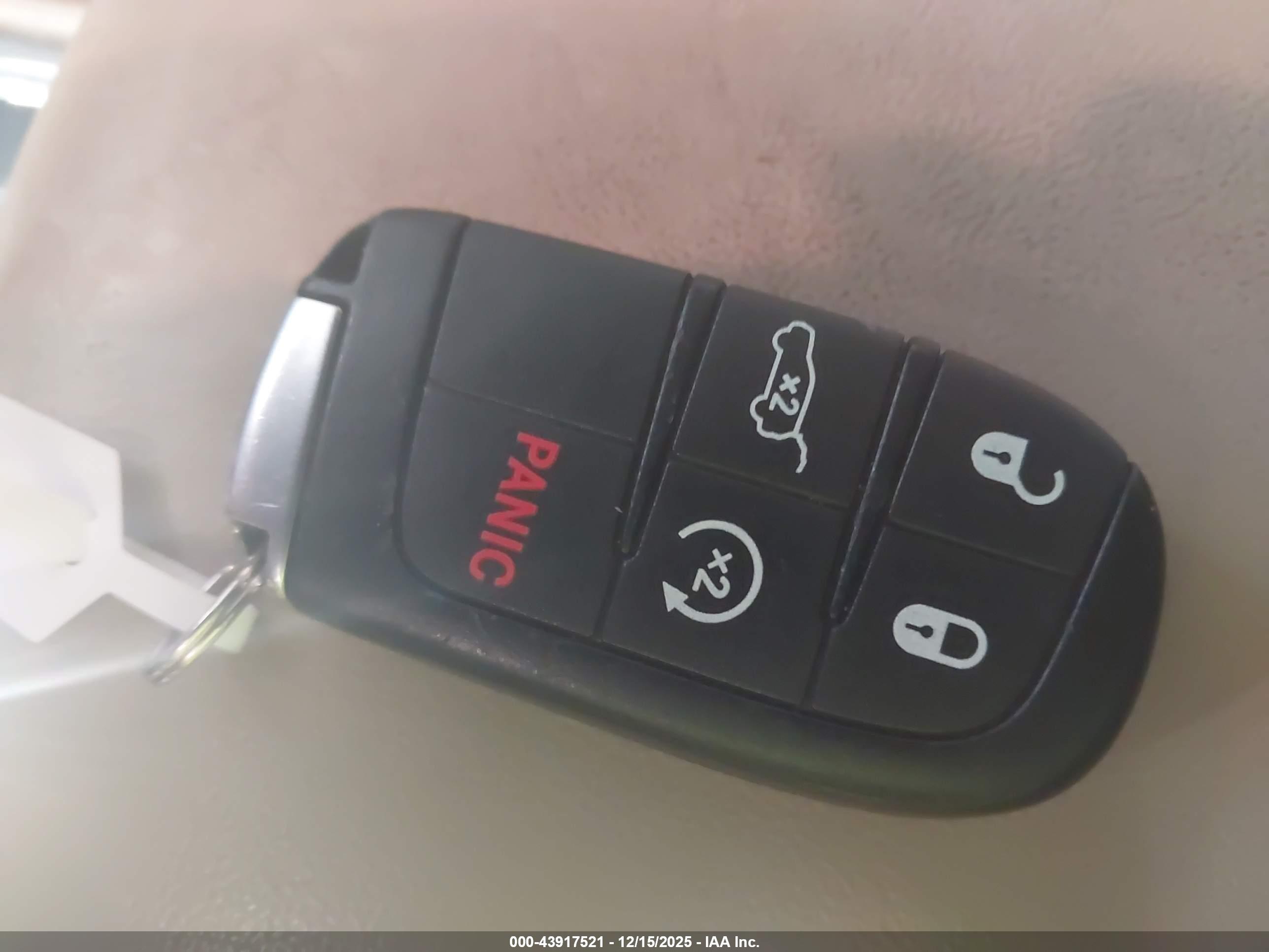 JEEP GRAND image 11