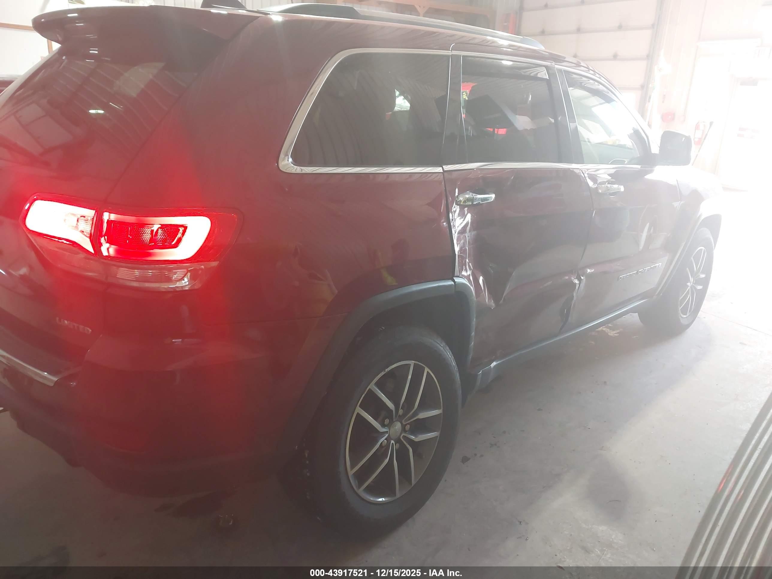 JEEP GRAND image 4