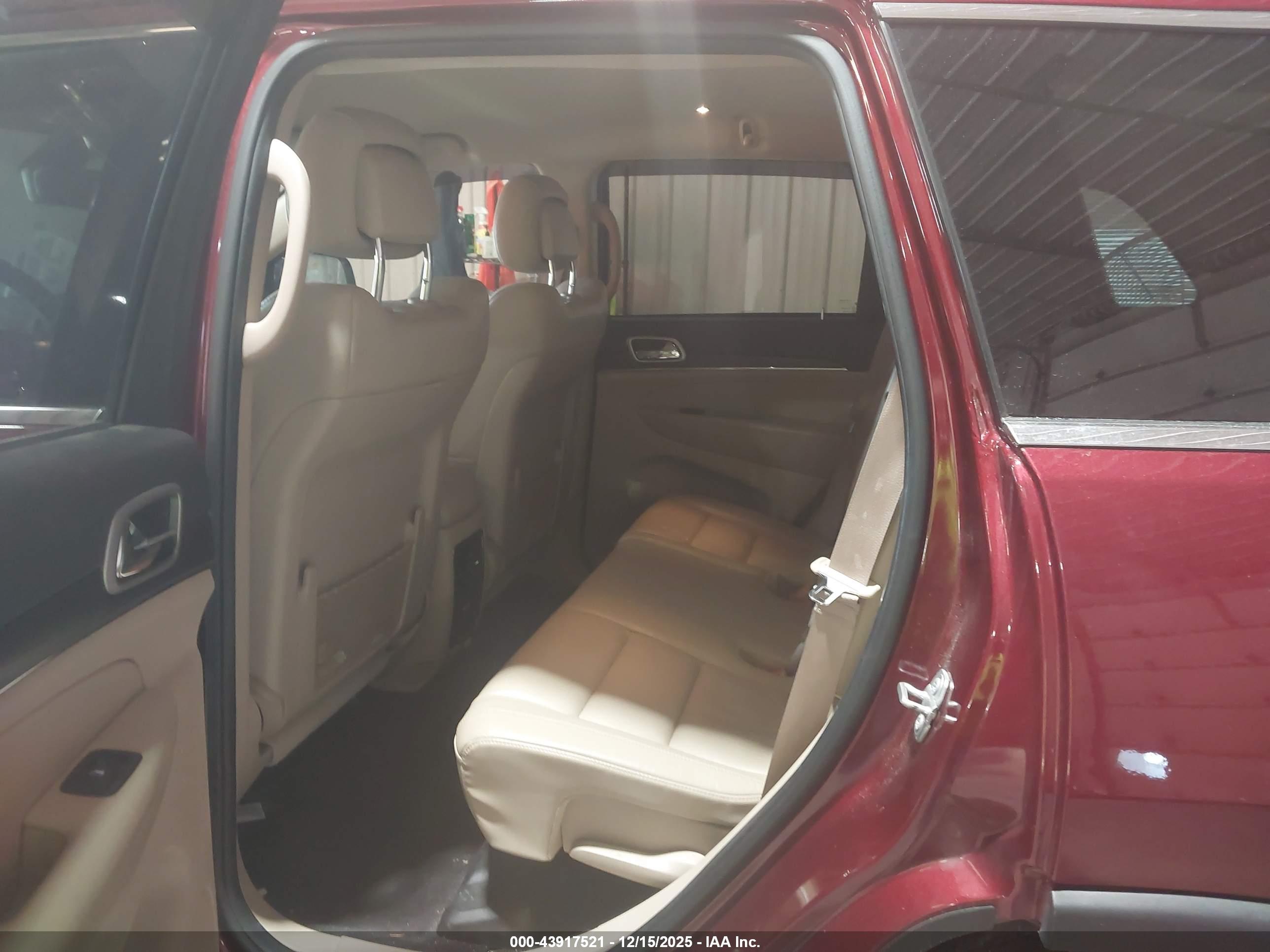 JEEP GRAND image 8
