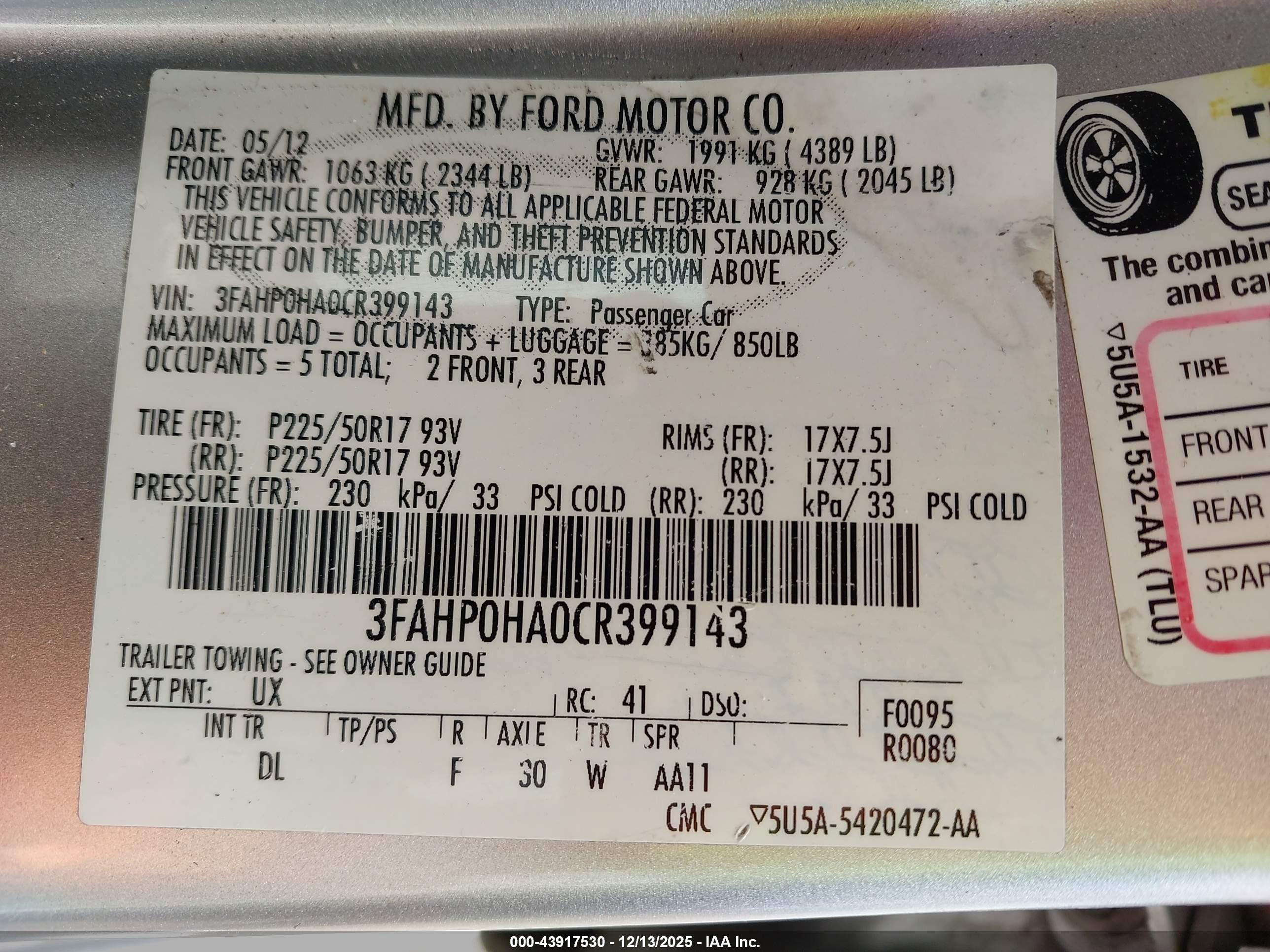 FORD FUSION image 9