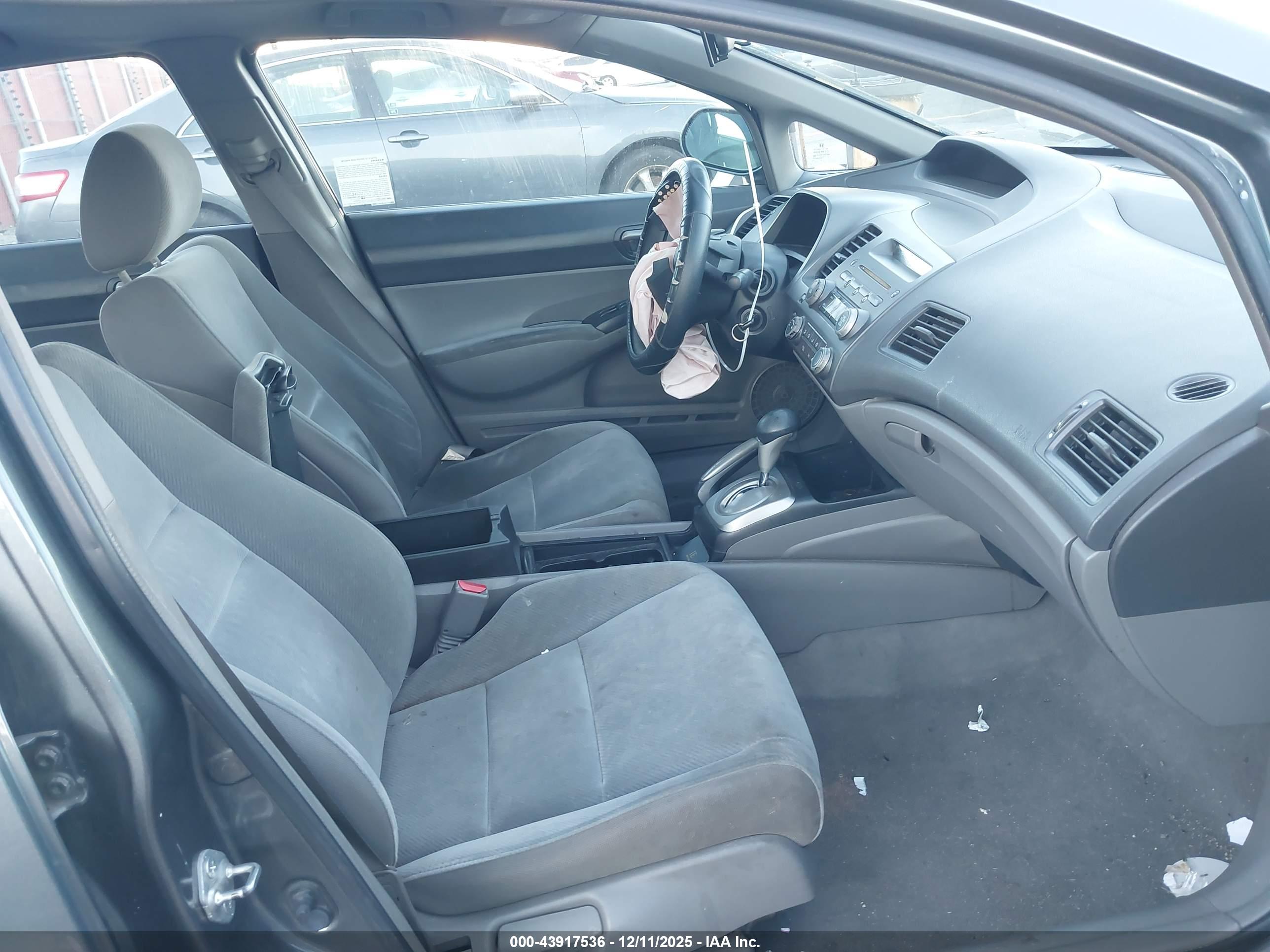 HONDA CIVIC image 5