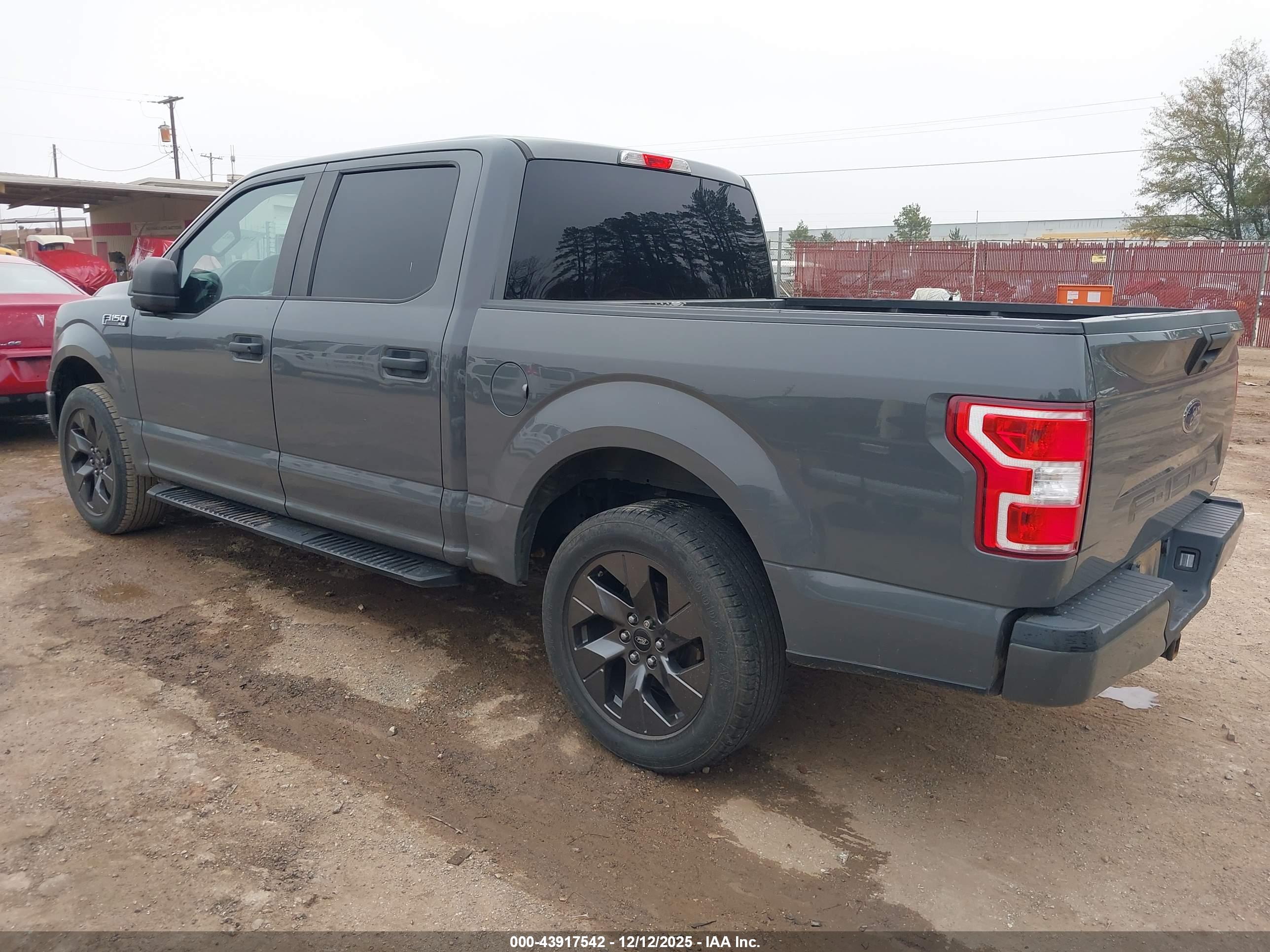 FORD F-150 image 3