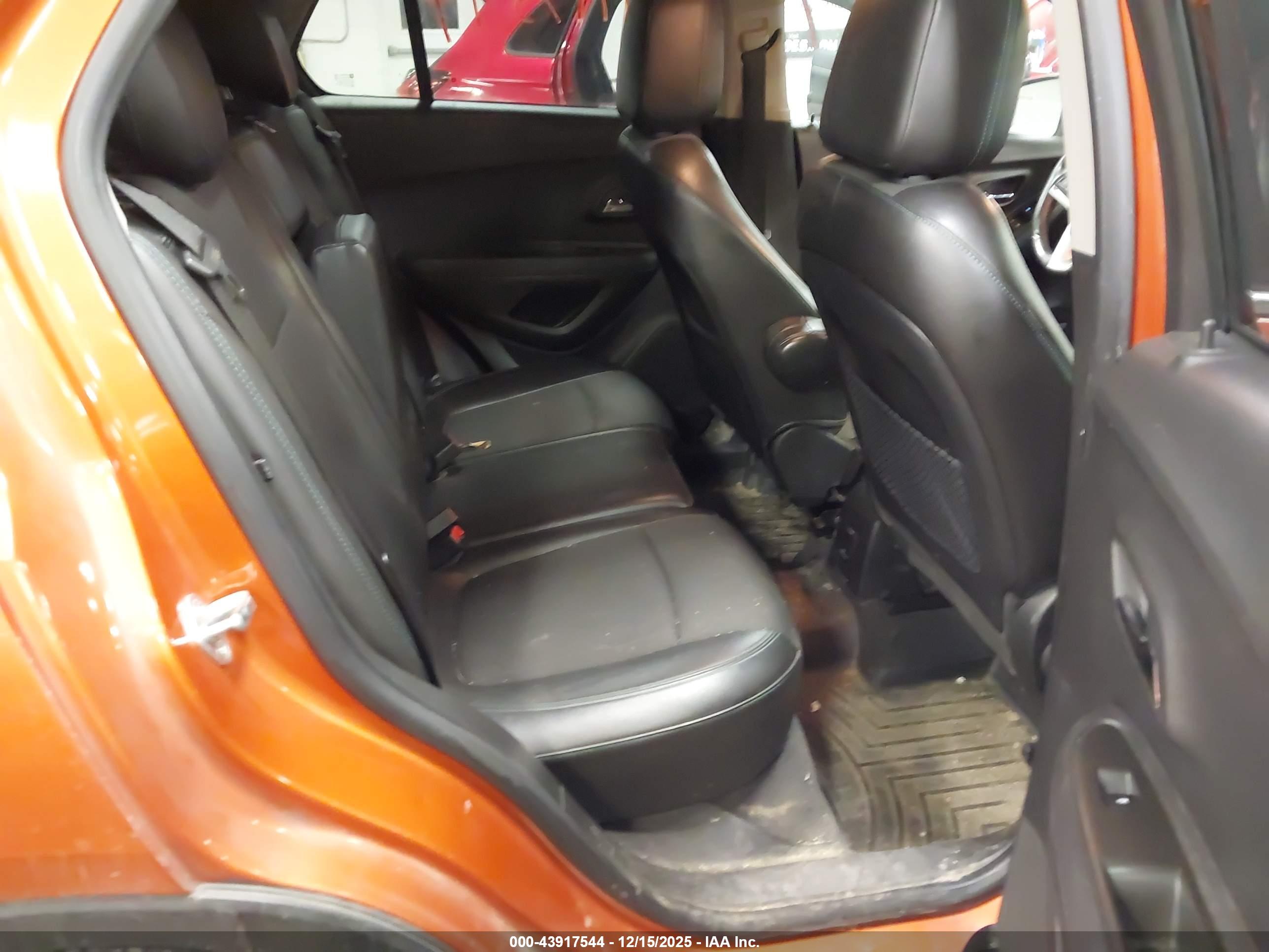 CHEVROLET TRAX image 8