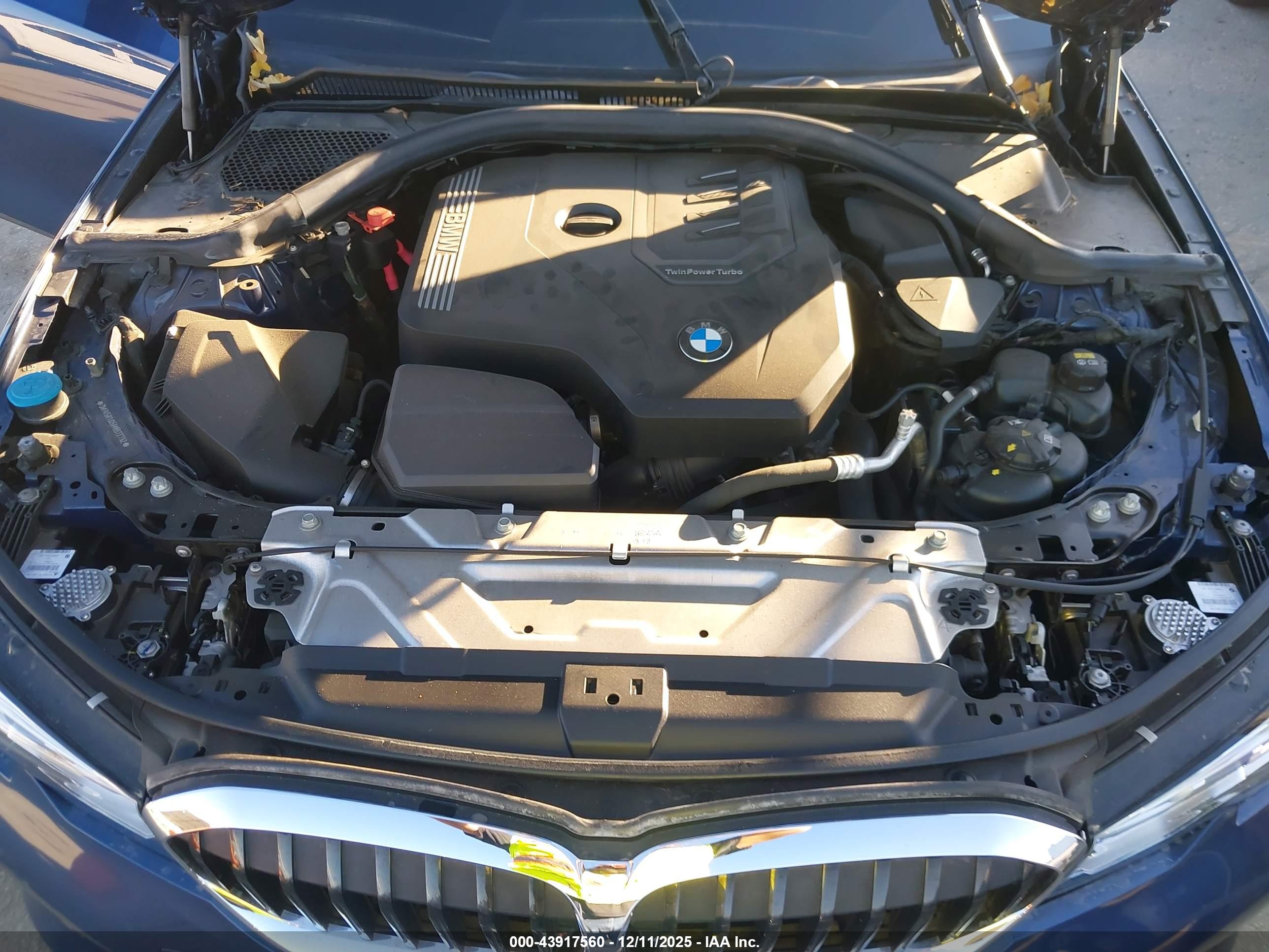 BMW 330I image 10