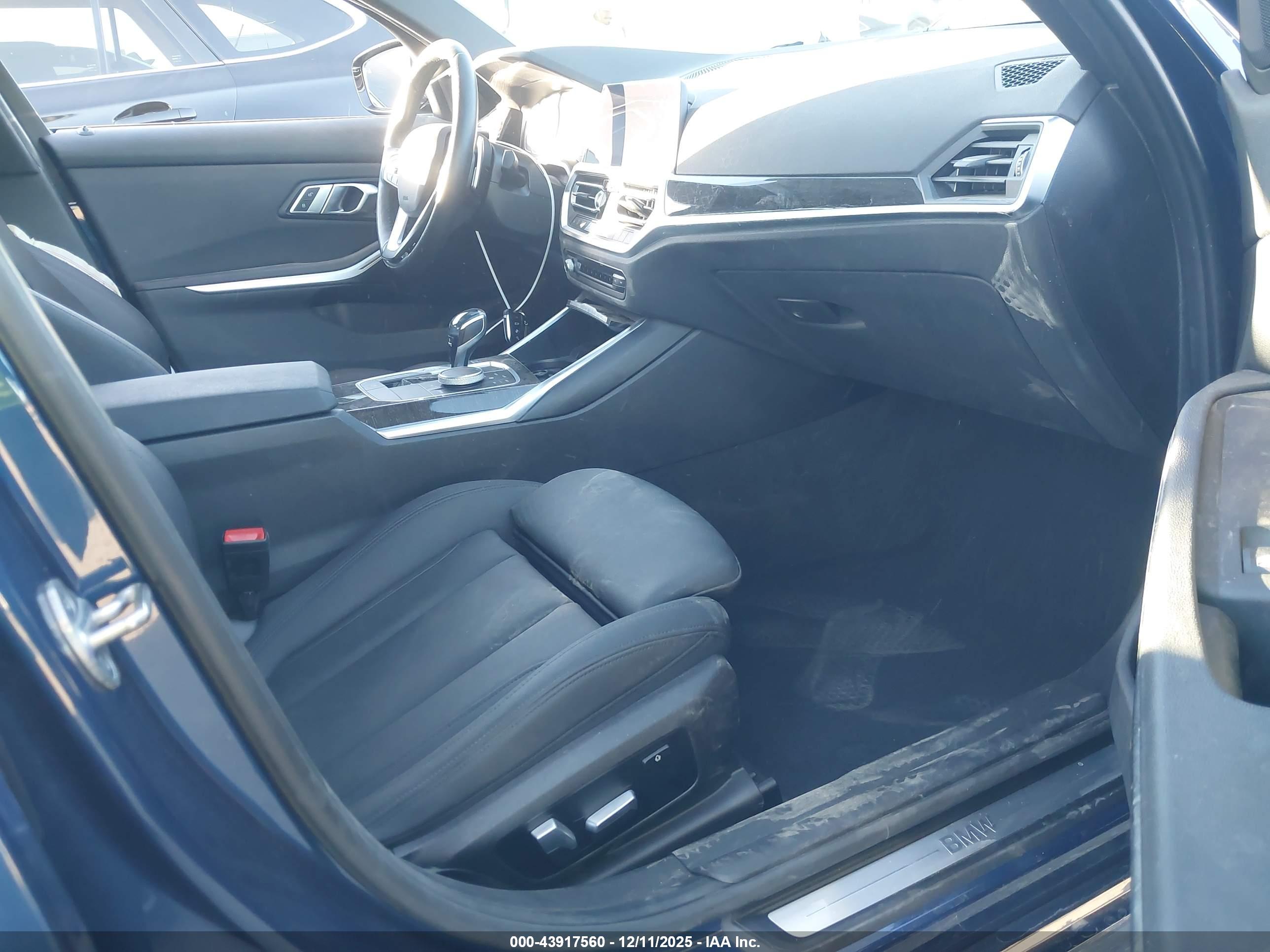BMW 330I image 5