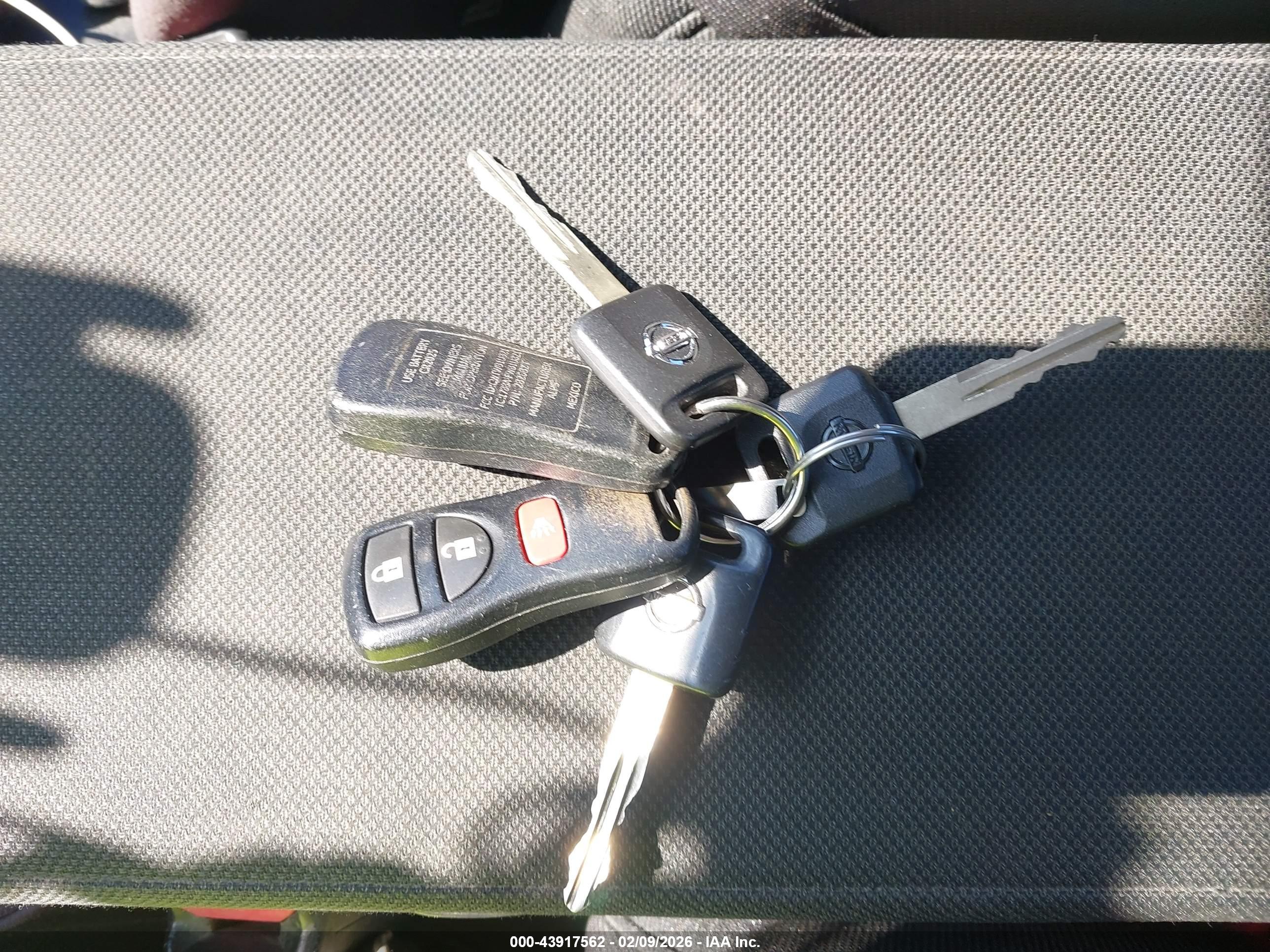 NISSAN FRONTIER image 11