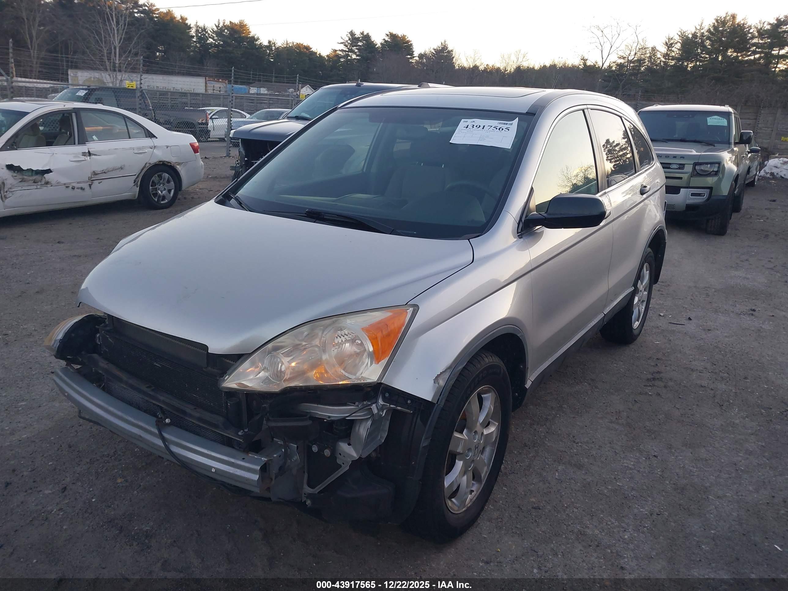 HONDA CR-V image 2