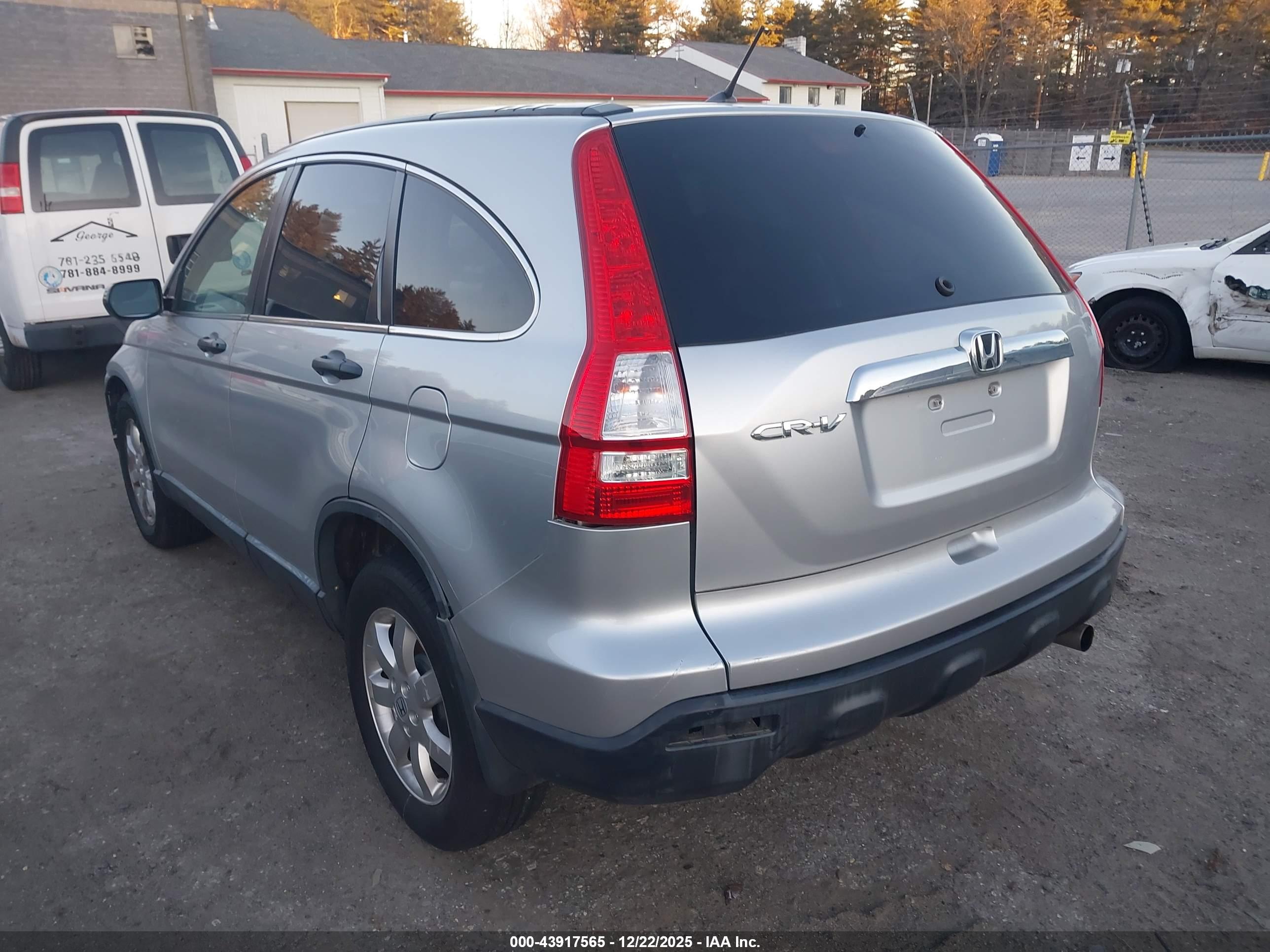 HONDA CR-V image 3