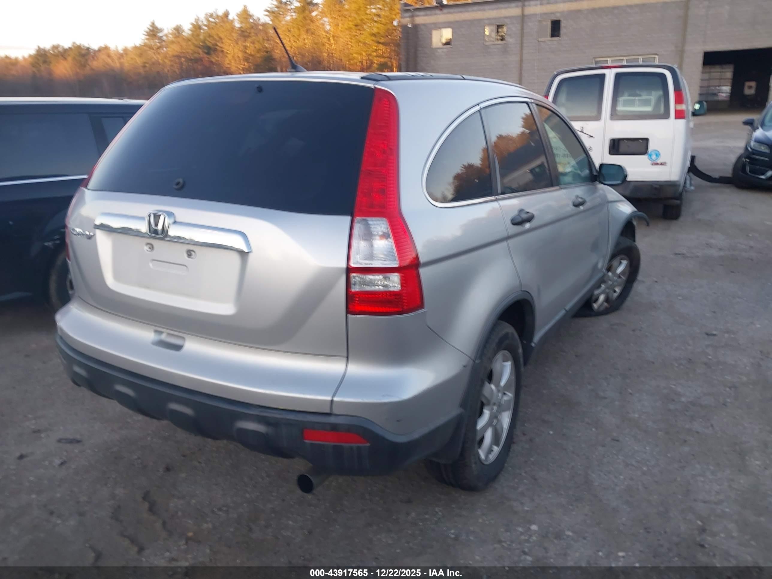 HONDA CR-V image 4