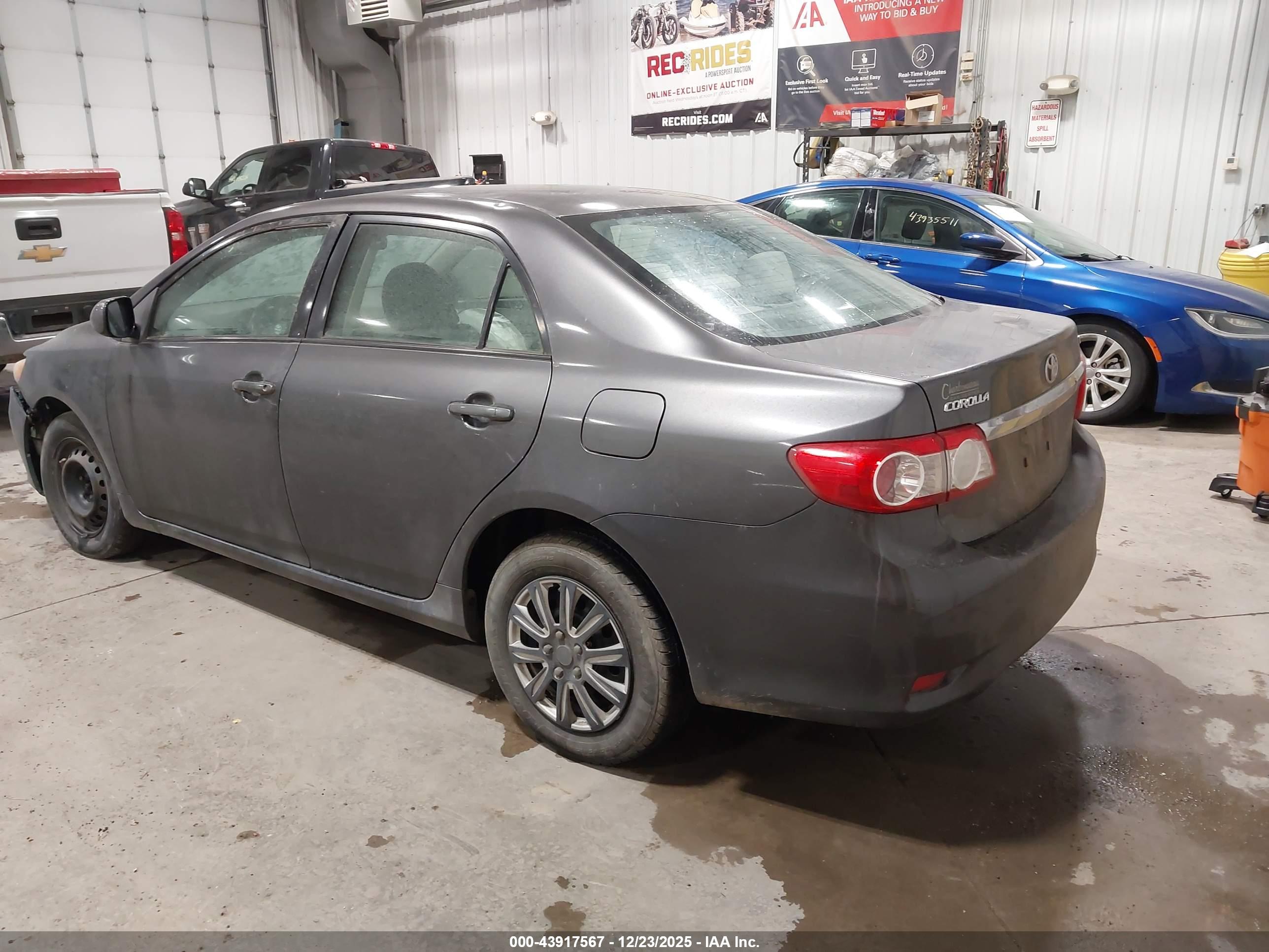 TOYOTA COROLLA image 3