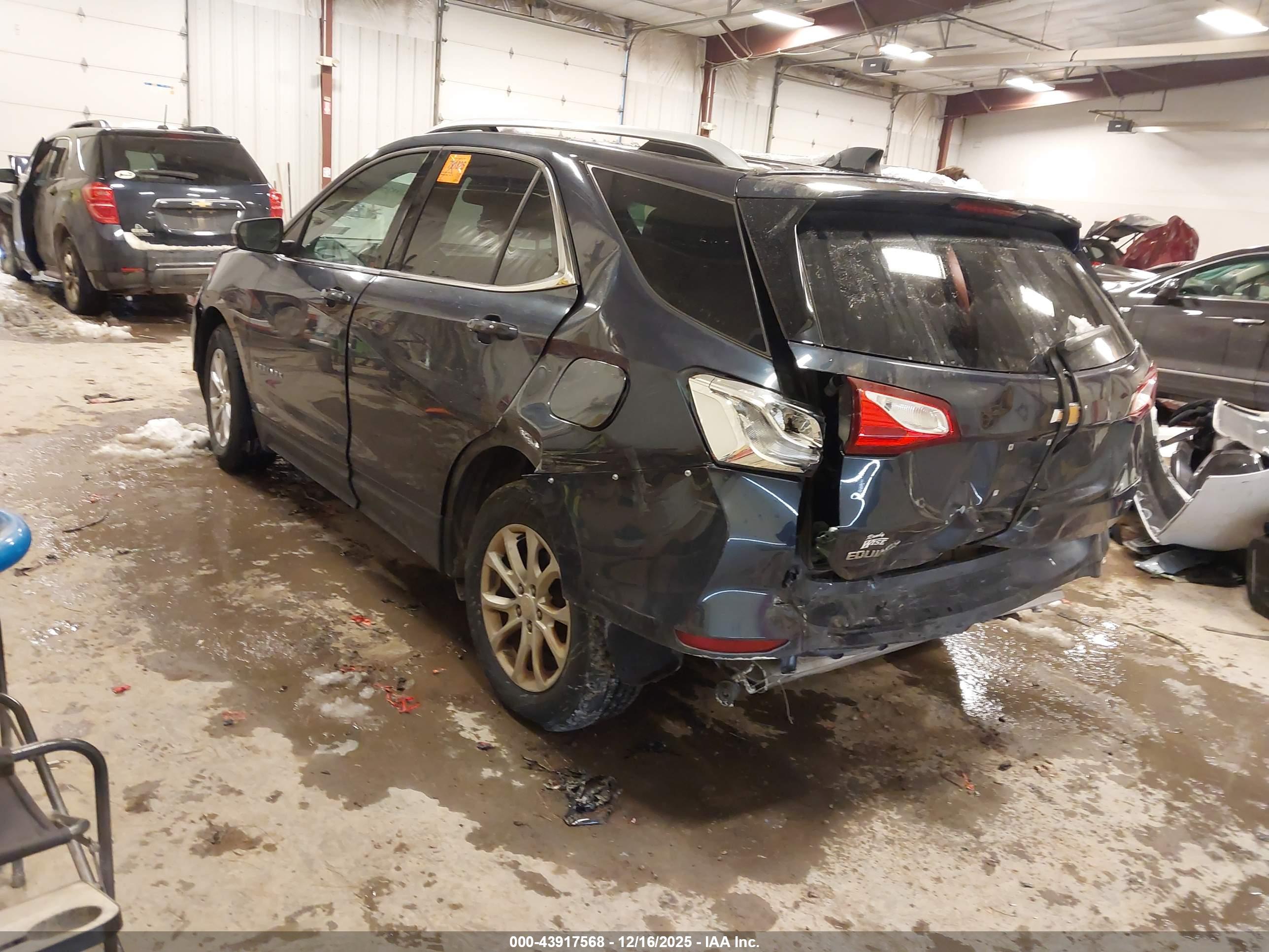 CHEVROLET EQUINOX image 3