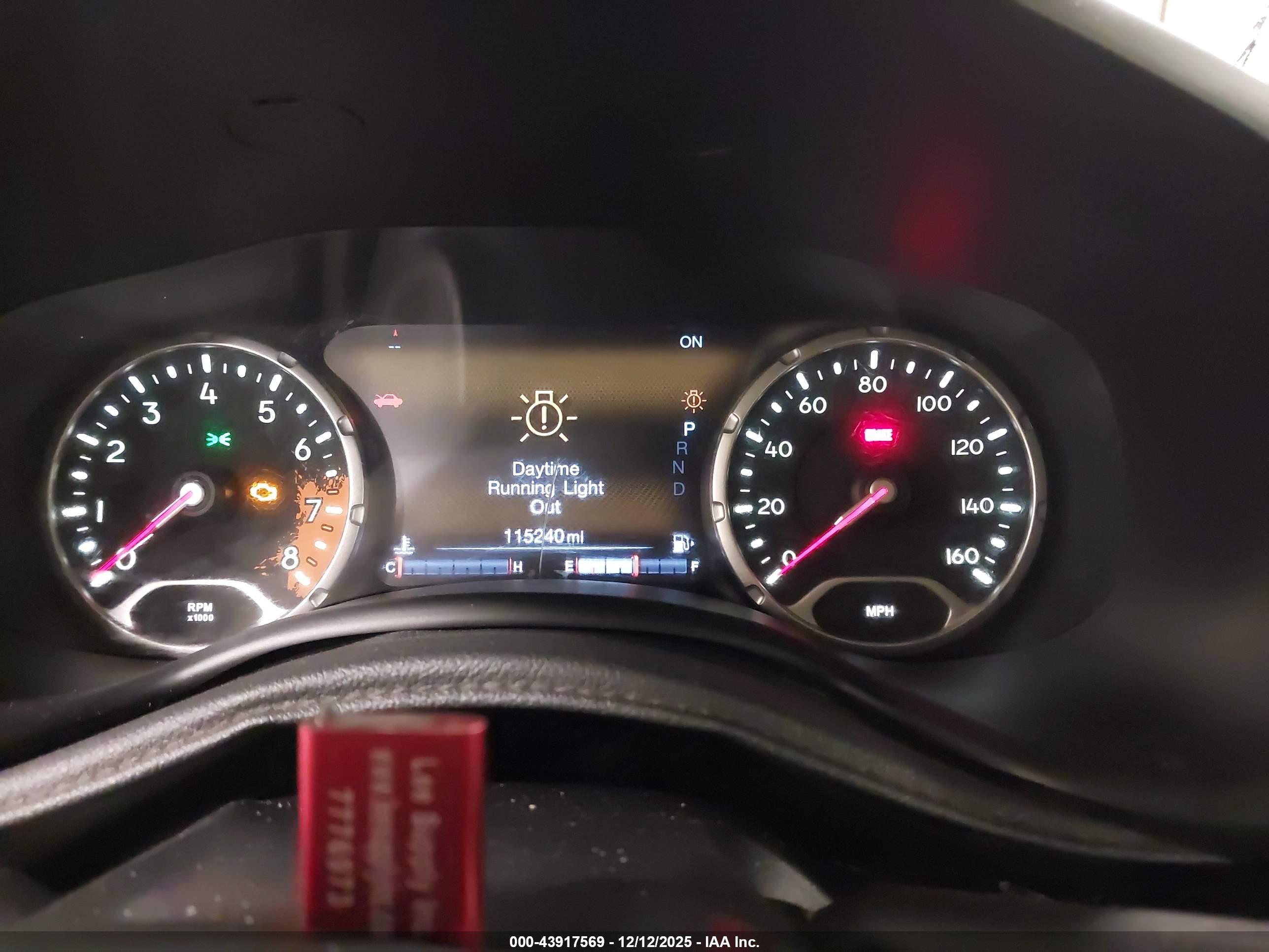 JEEP RENEGADE image 7