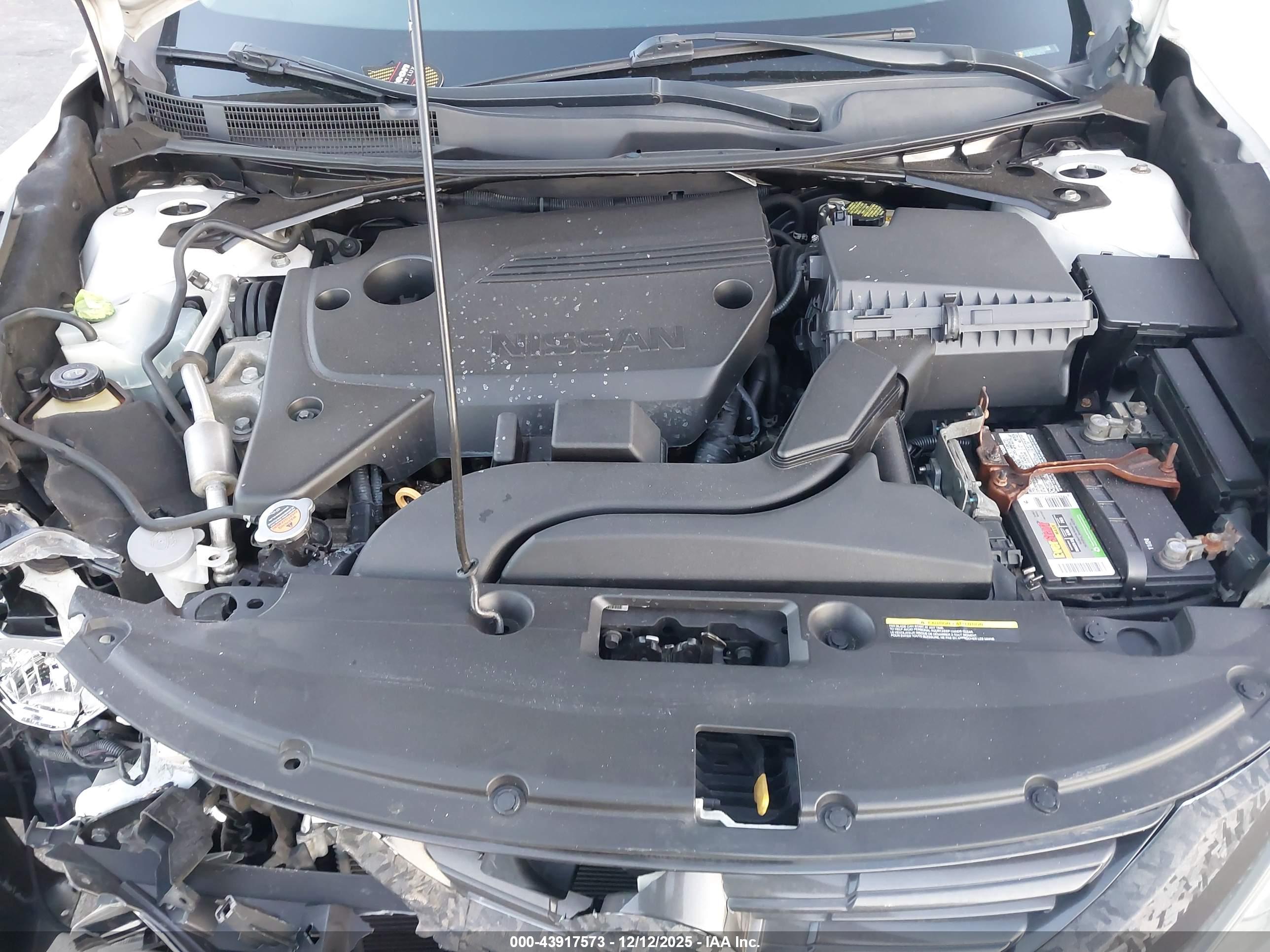 NISSAN ALTIMA image 10