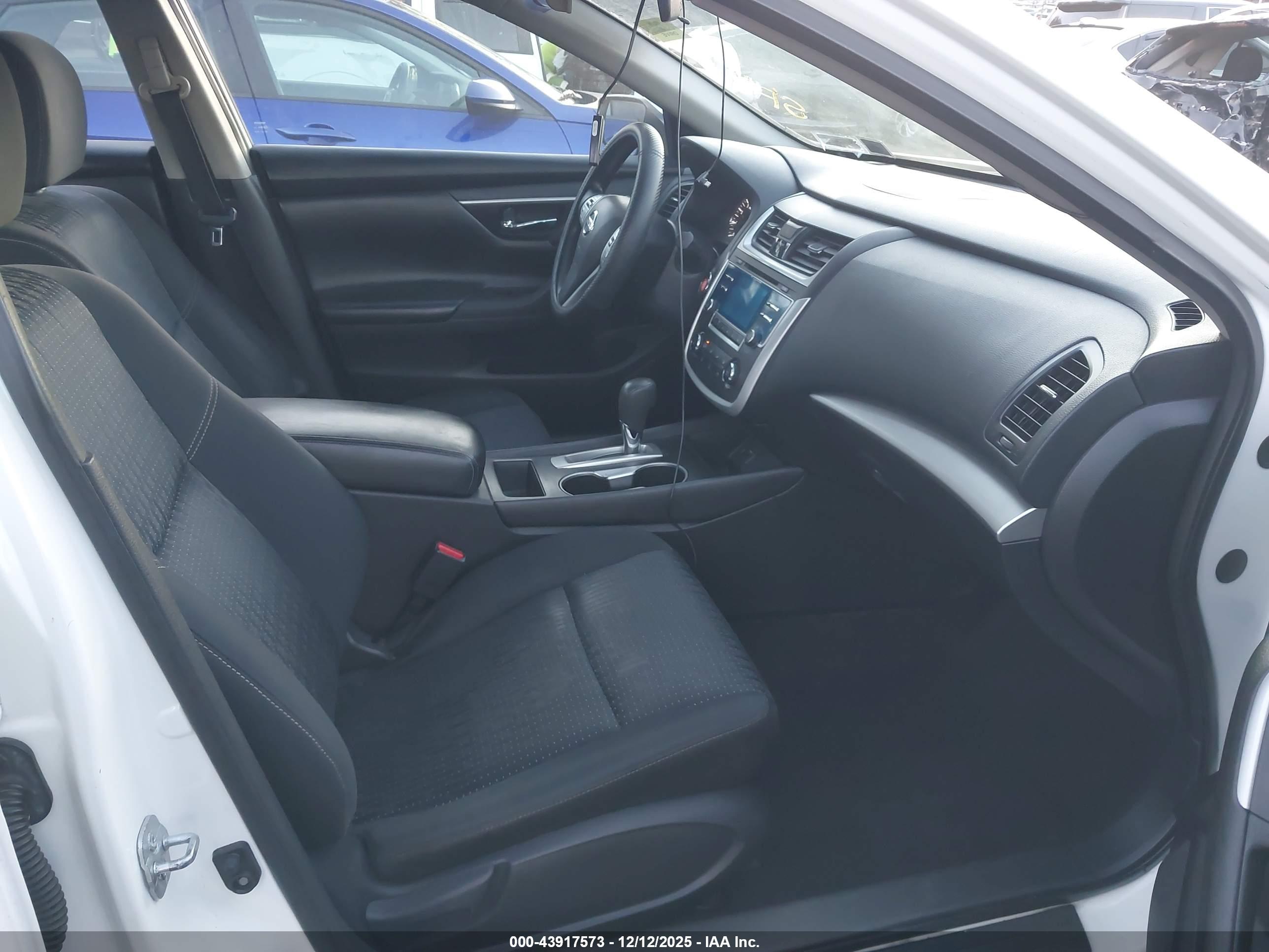 NISSAN ALTIMA image 5