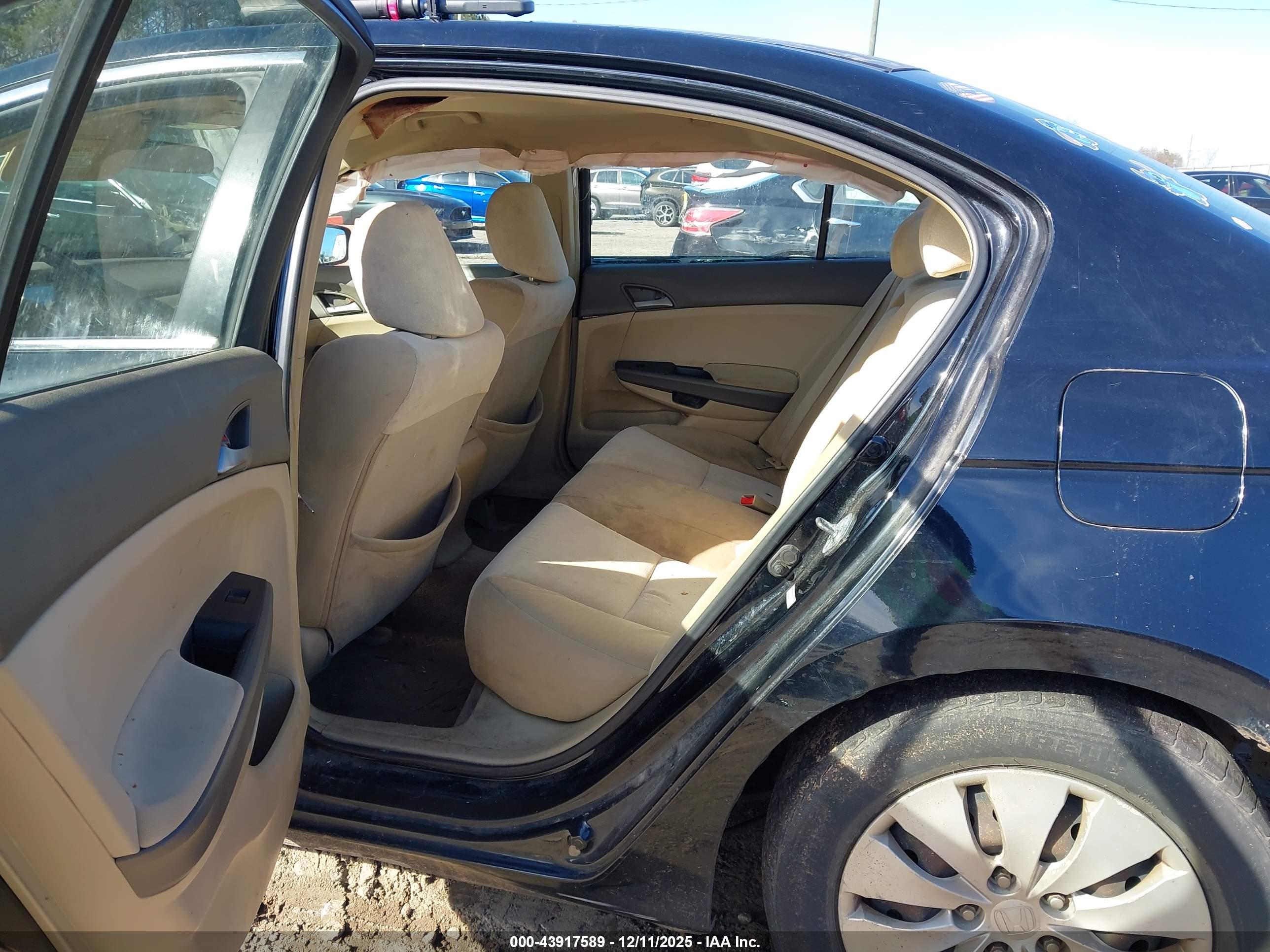 HONDA ACCORD image 8