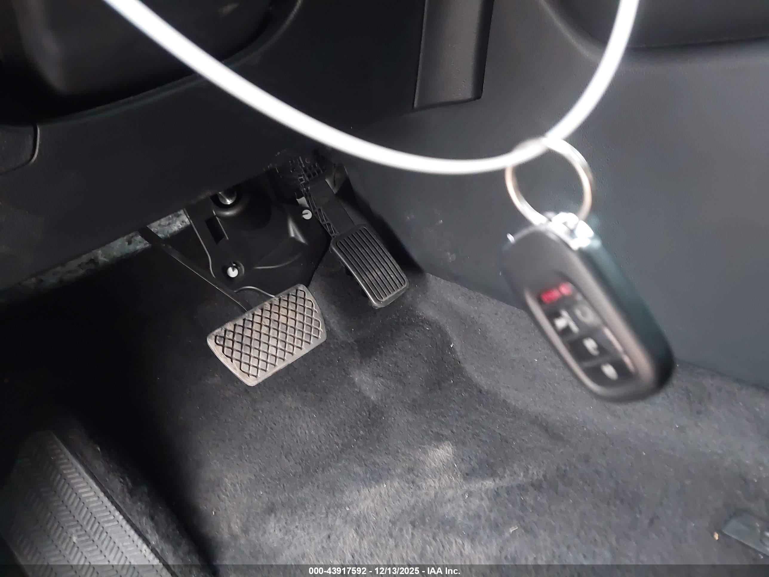 HONDA CR-V image 11