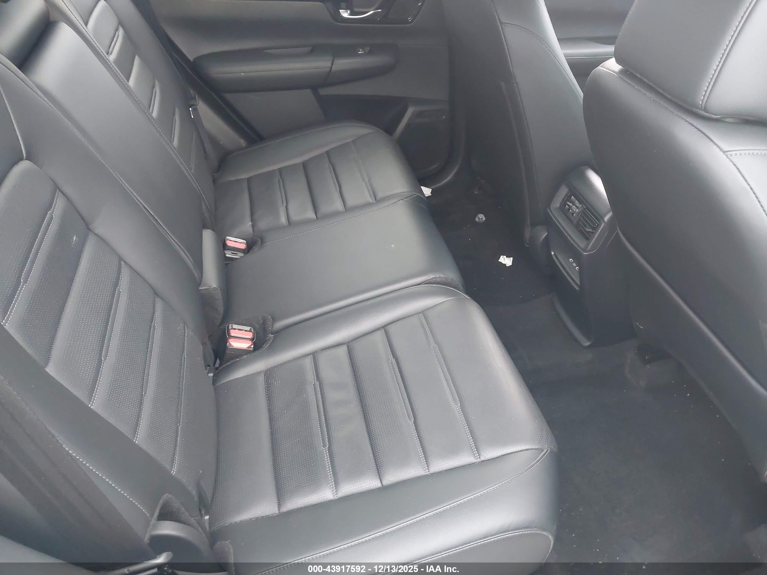 HONDA CR-V image 8