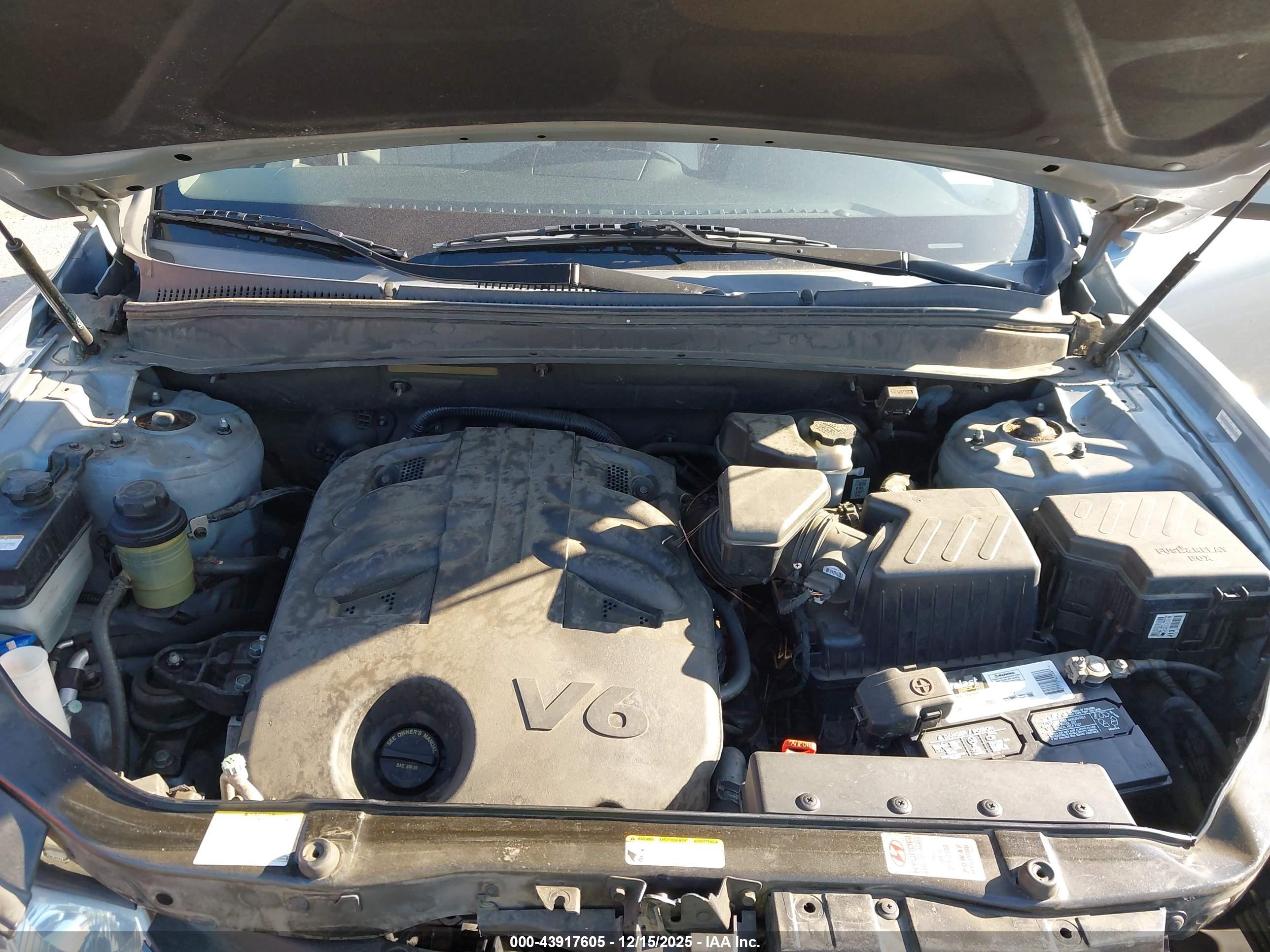 HYUNDAI SANTA image 10