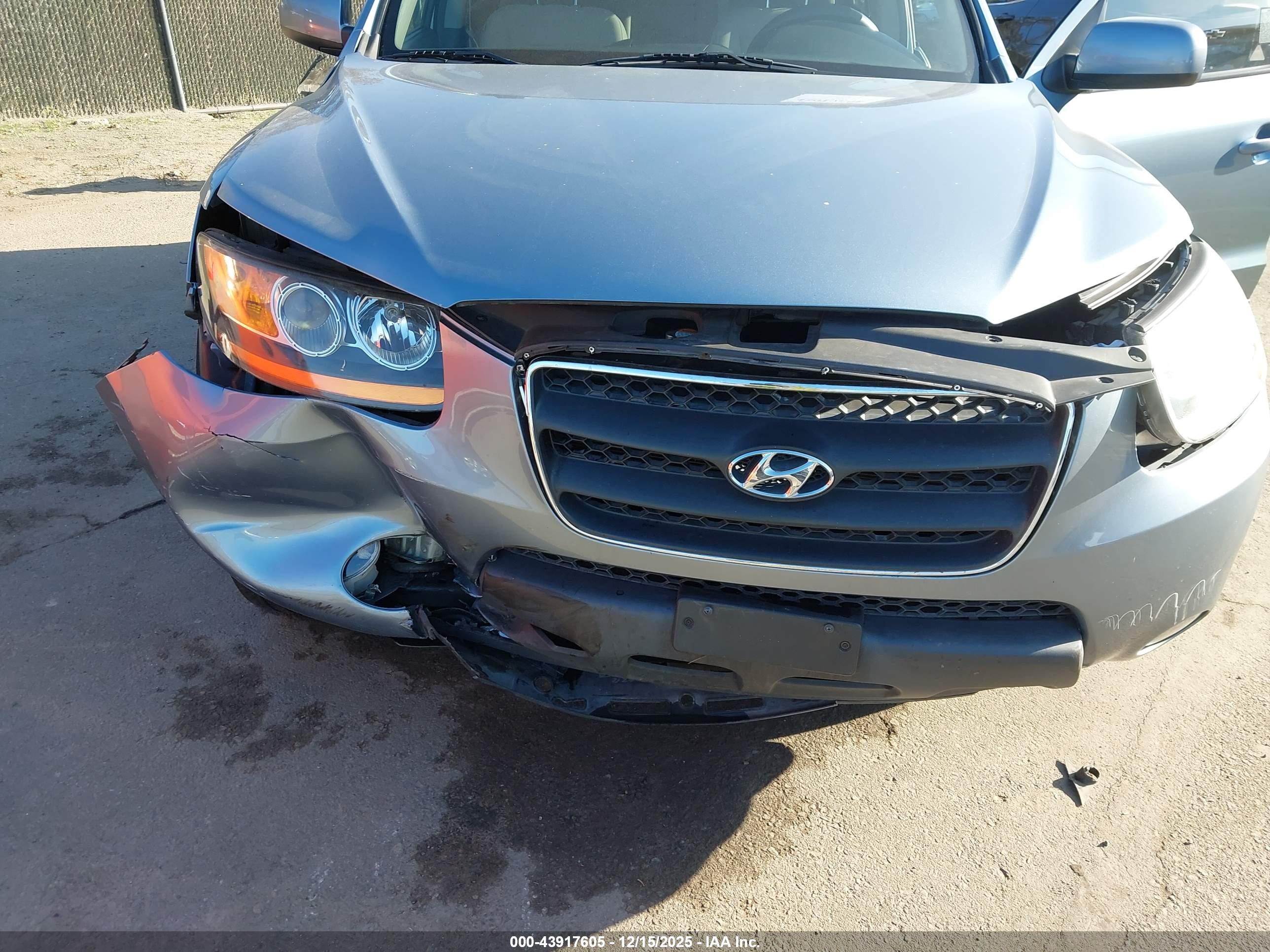 HYUNDAI SANTA image 6