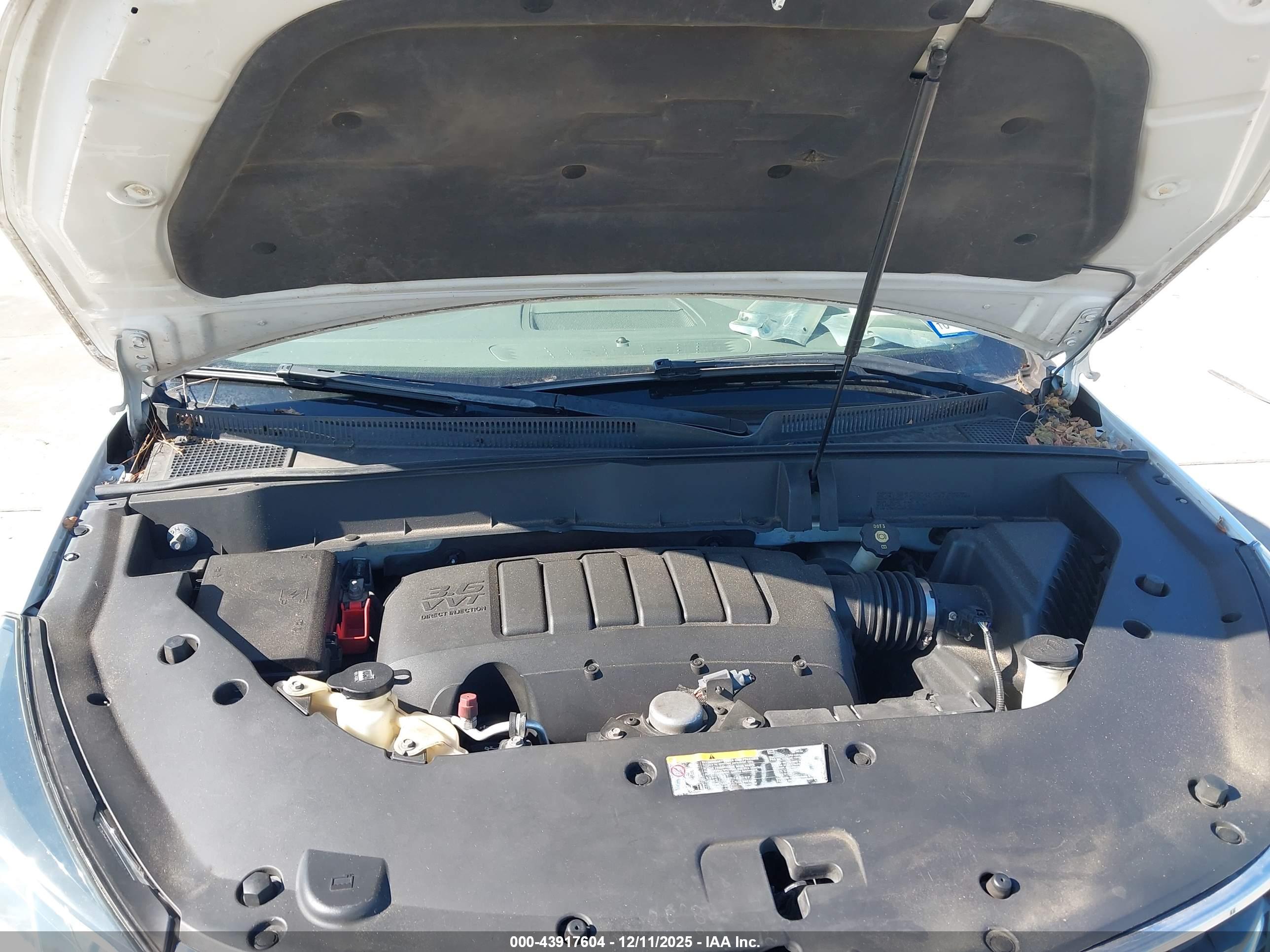CHEVROLET TRAVERSE image 10
