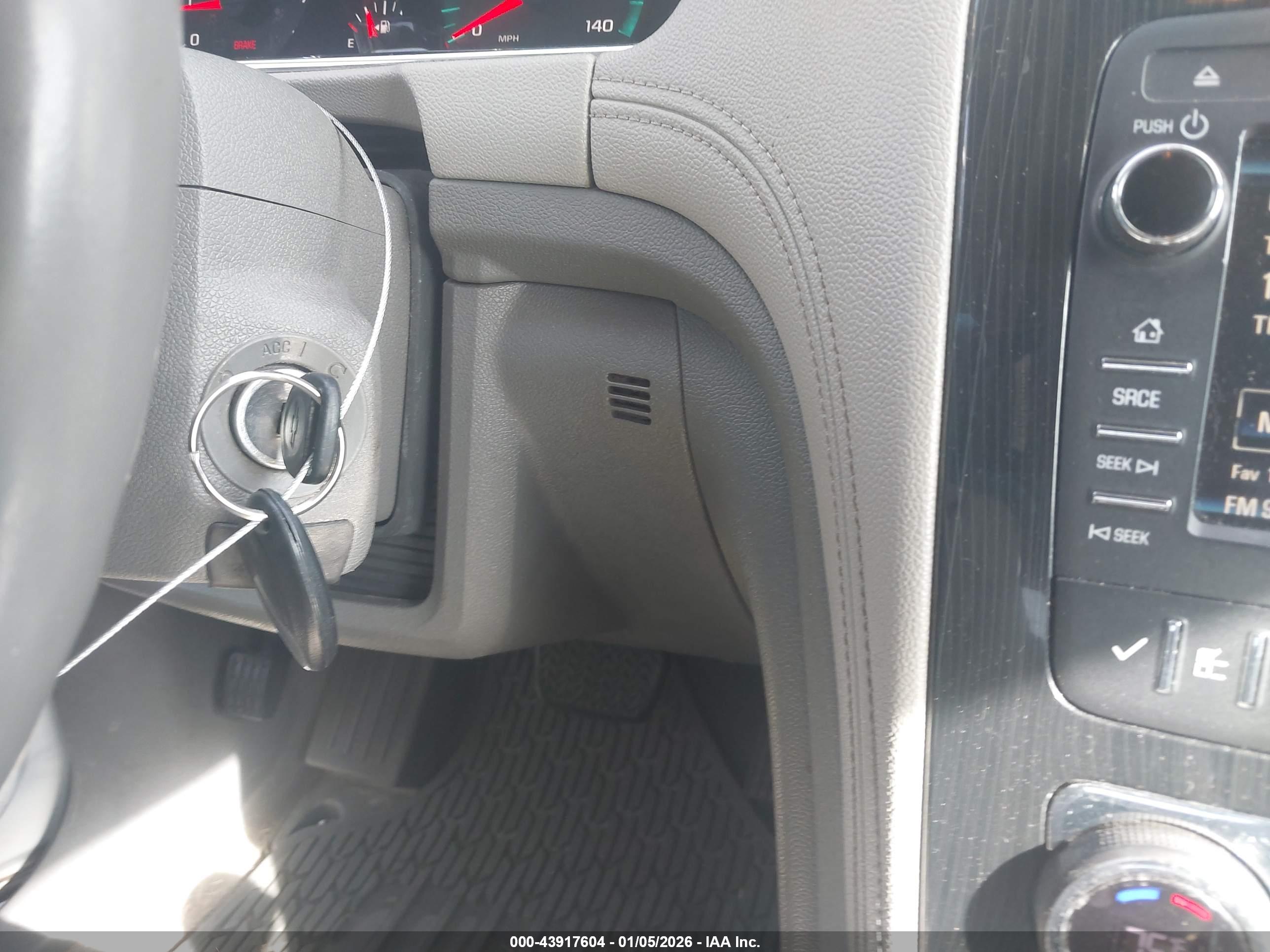 CHEVROLET TRAVERSE image 11