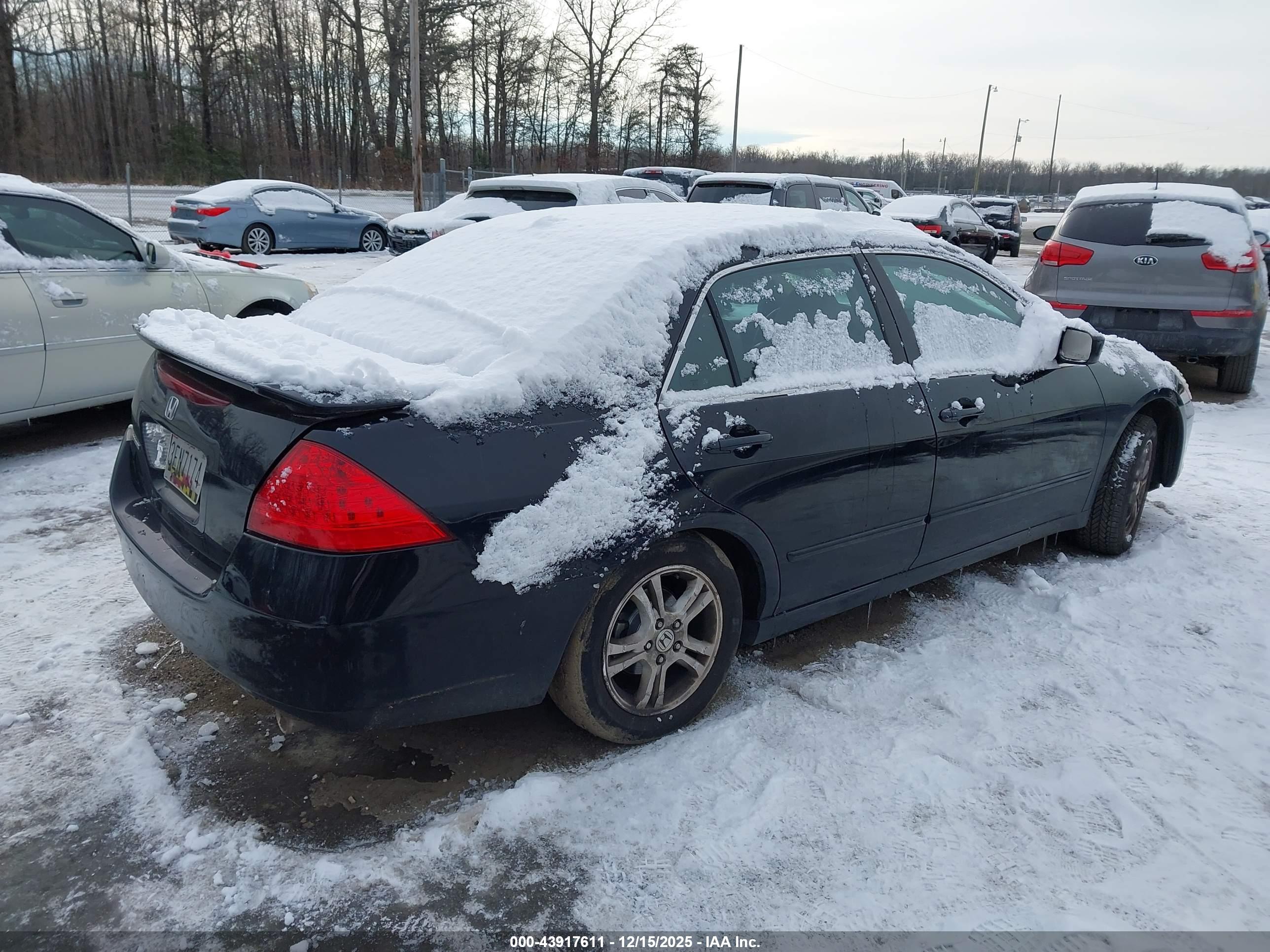HONDA ACCORD image 4