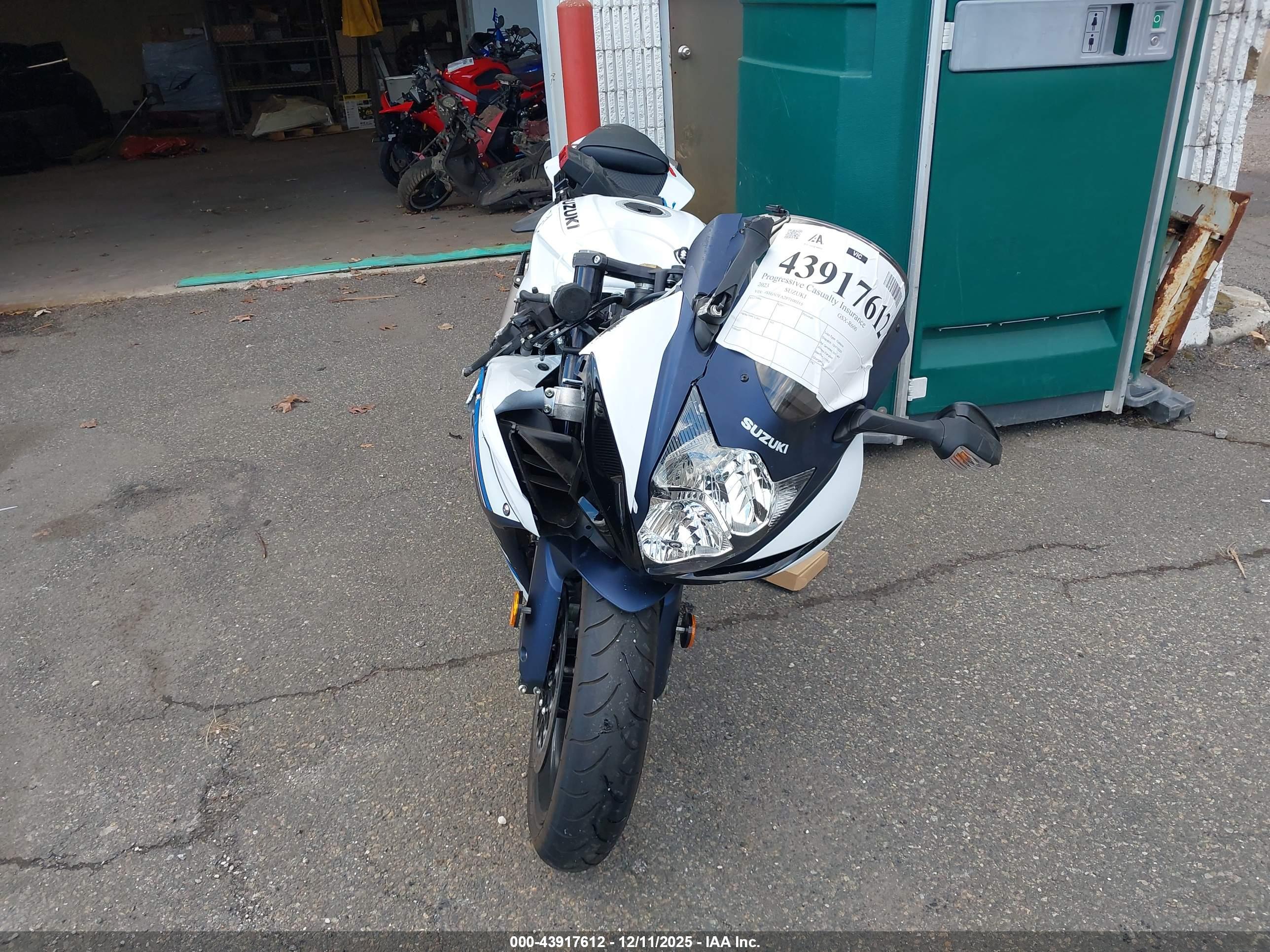 SUZUKI GSX-R600 image 5