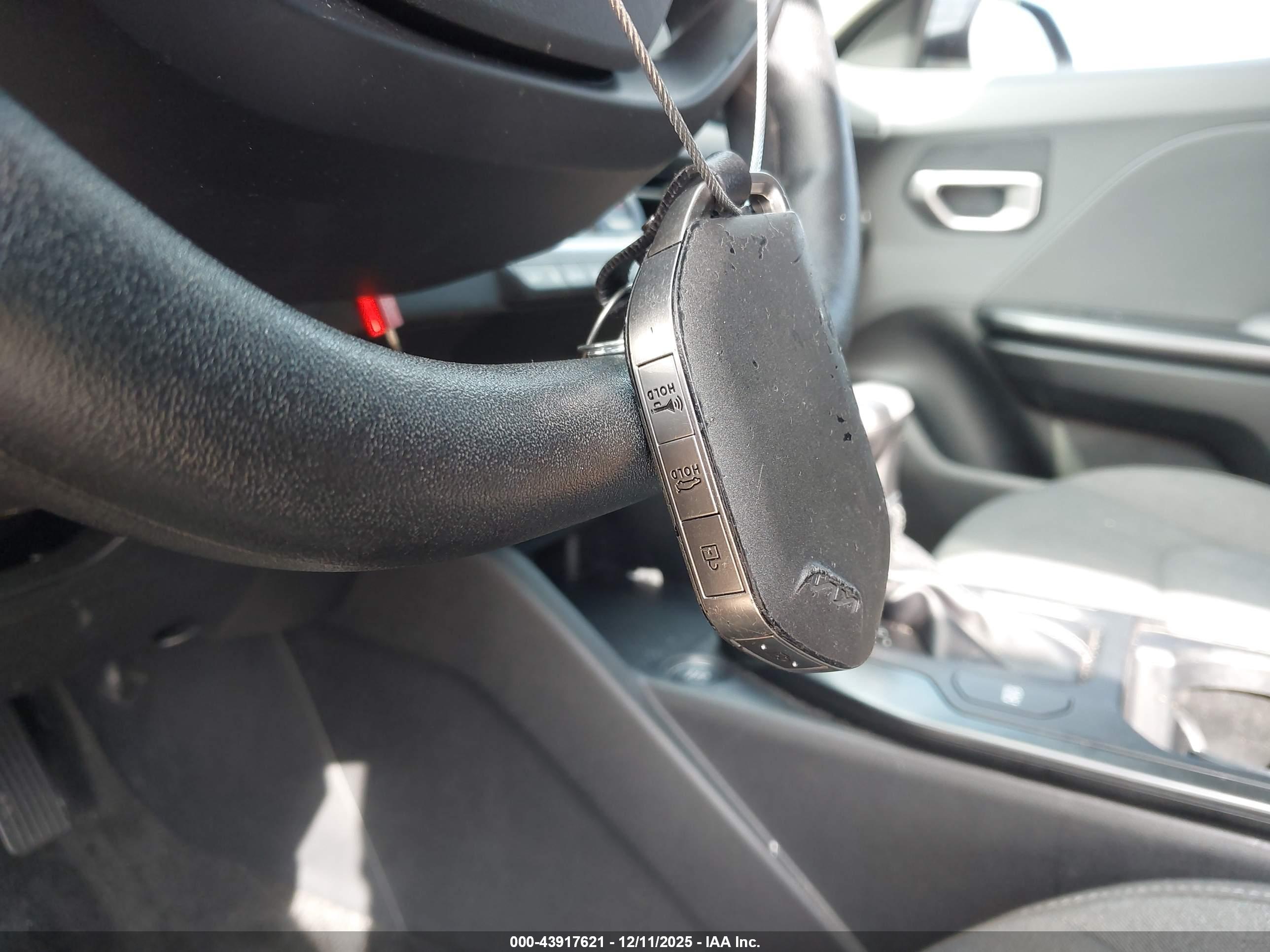 KIA K4 image 11